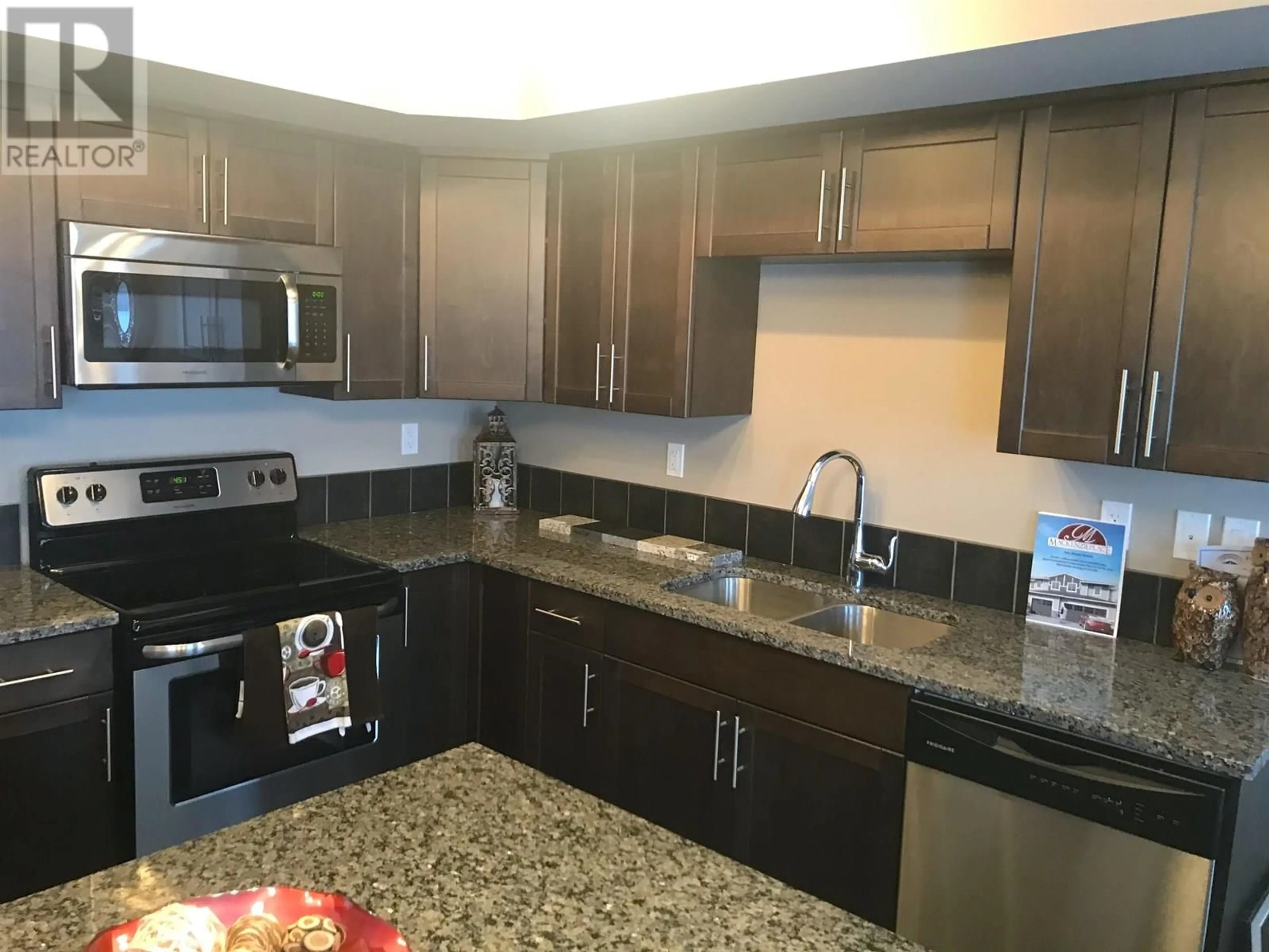 Standard kitchen, unknown for 121 - 10104 114A AVENUE, Fort St. John British Columbia V1J0K5