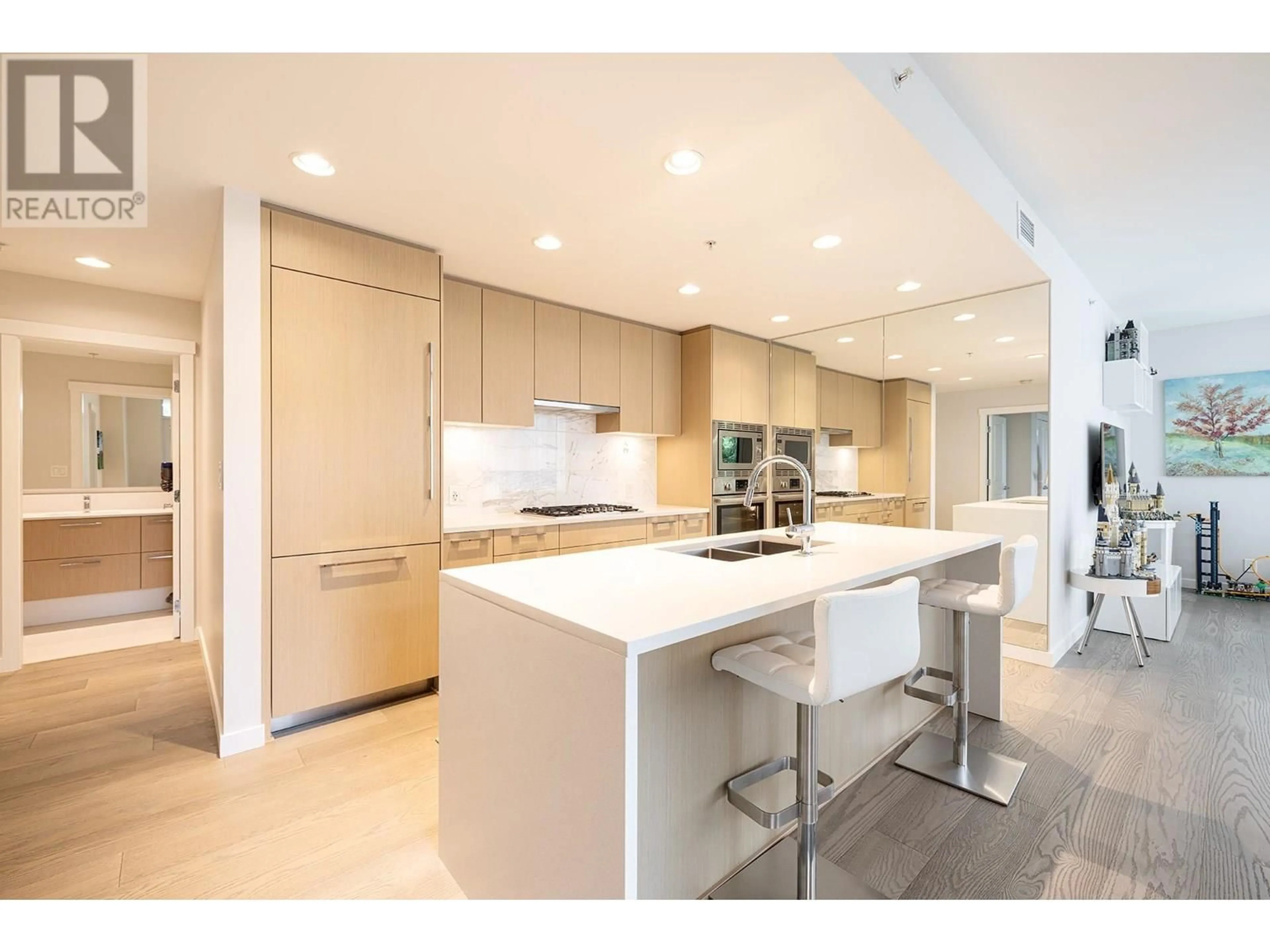 Contemporary kitchen, ceramic/tile floor for 409 - 3533 ROSS DRIVE, Vancouver British Columbia V6S0L3