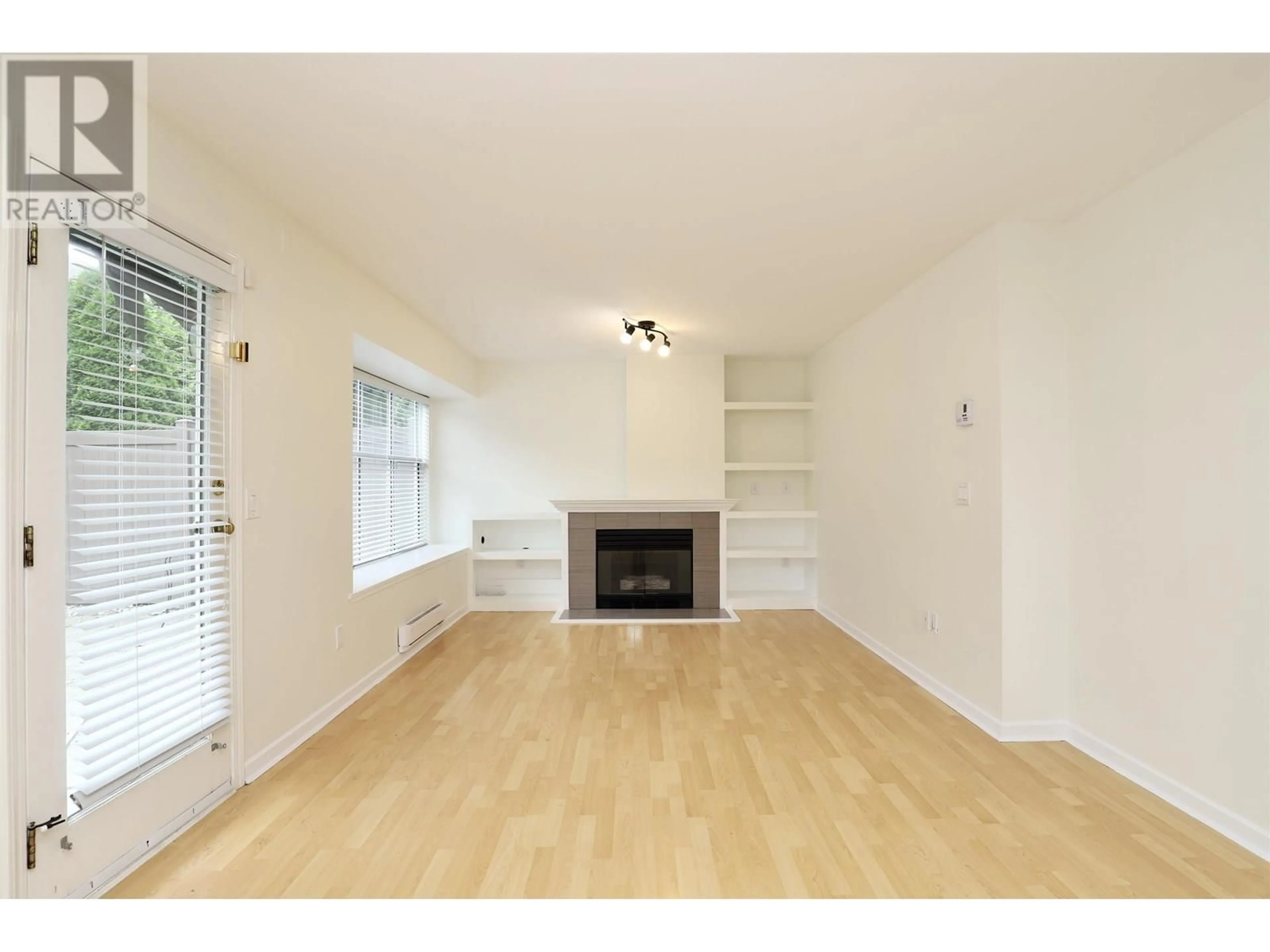 A pic of a room for 33 - 12099 237 STREET, Maple Ridge British Columbia V4R2C3