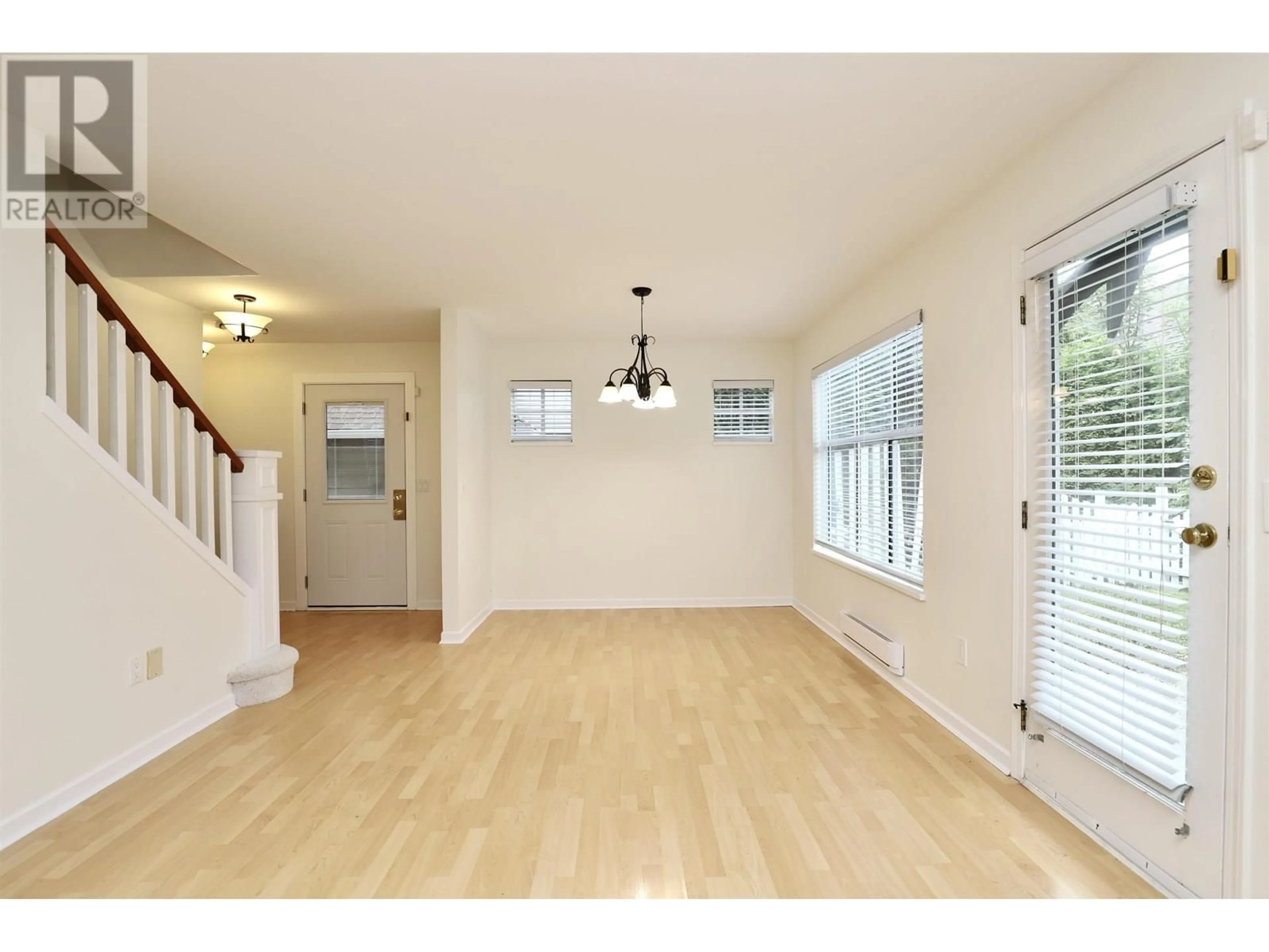 Unknown for 33 - 12099 237 STREET, Maple Ridge British Columbia V4R2C3
