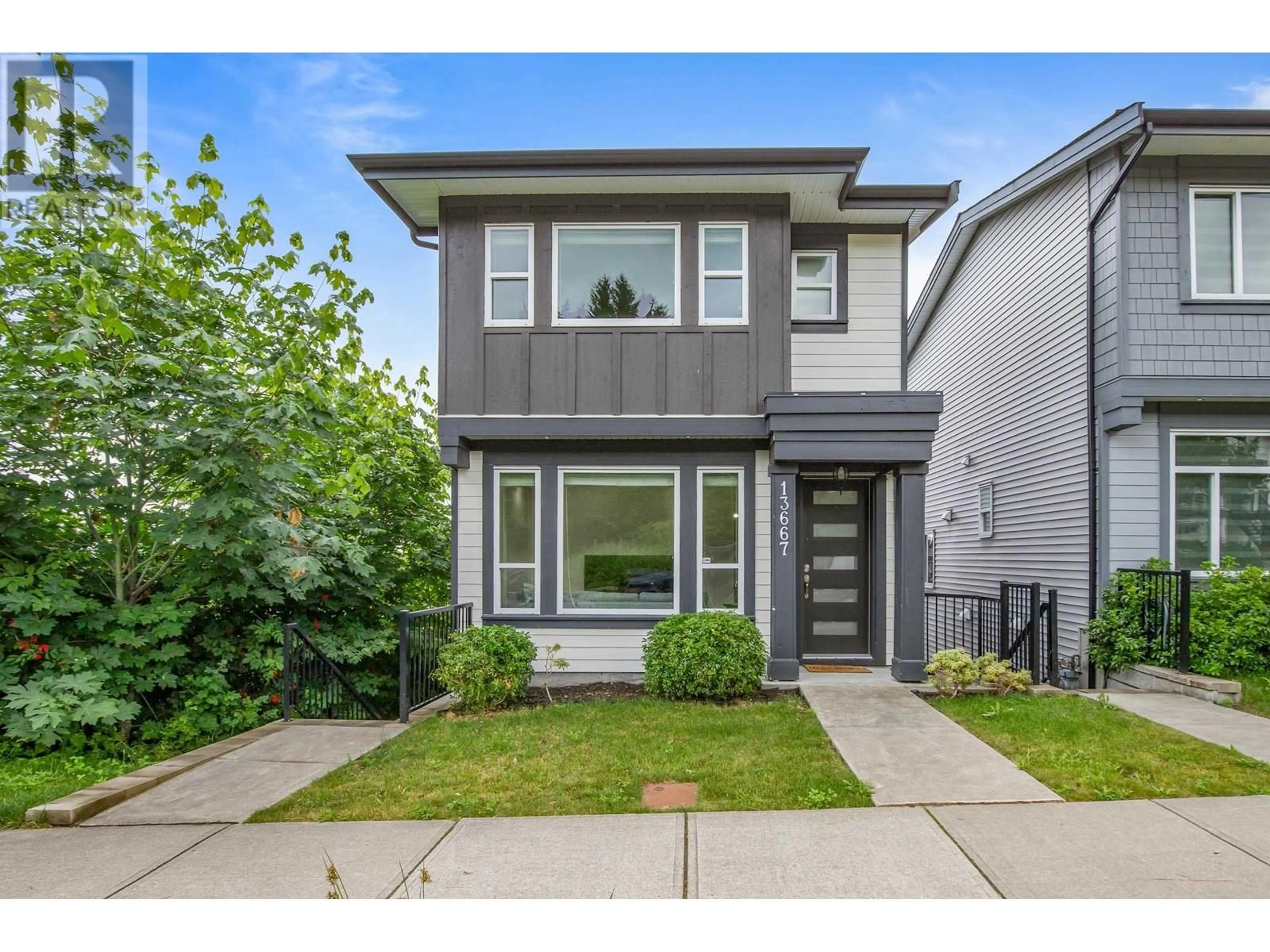 Home with vinyl exterior material, street for 13667 232A STREET, Maple Ridge British Columbia V4R0H1