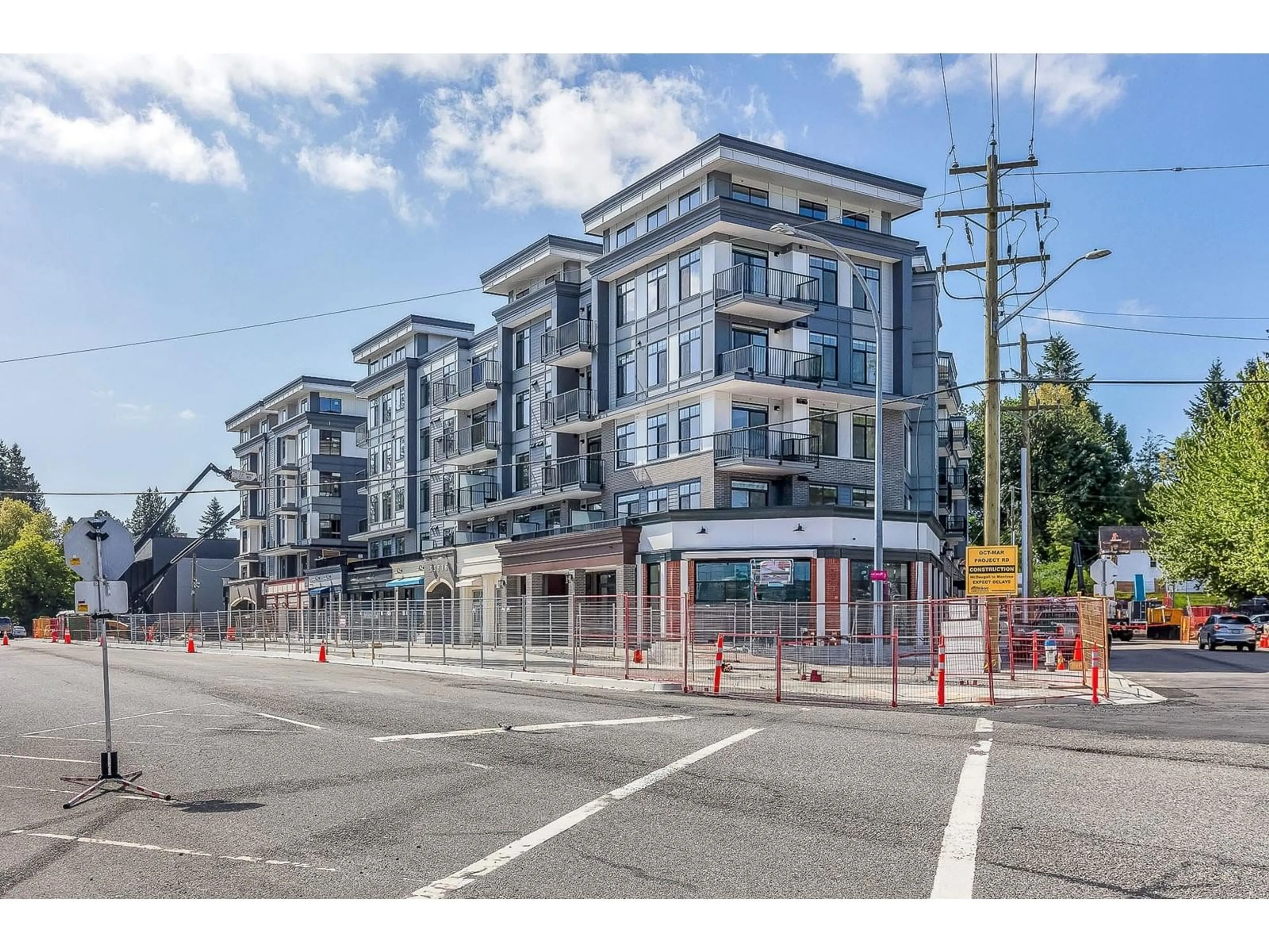 Blurry image for 309 - 33816 SOUTH FRASER, Abbotsford British Columbia V2S0P2