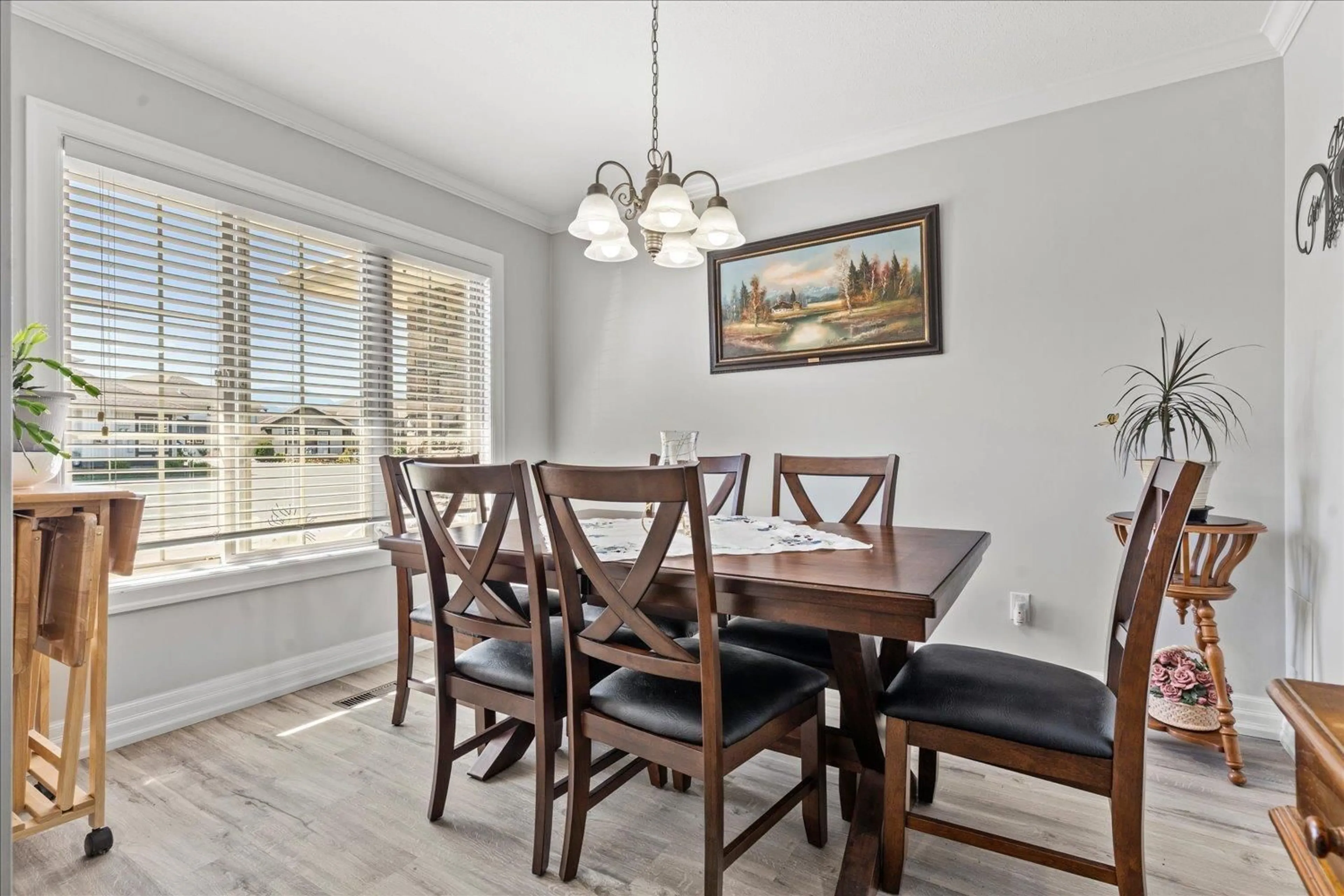Dining room, wood/laminate floor for 7 - 6450 BLACKWOOD LANE, Sardis British Columbia V2R5Z3
