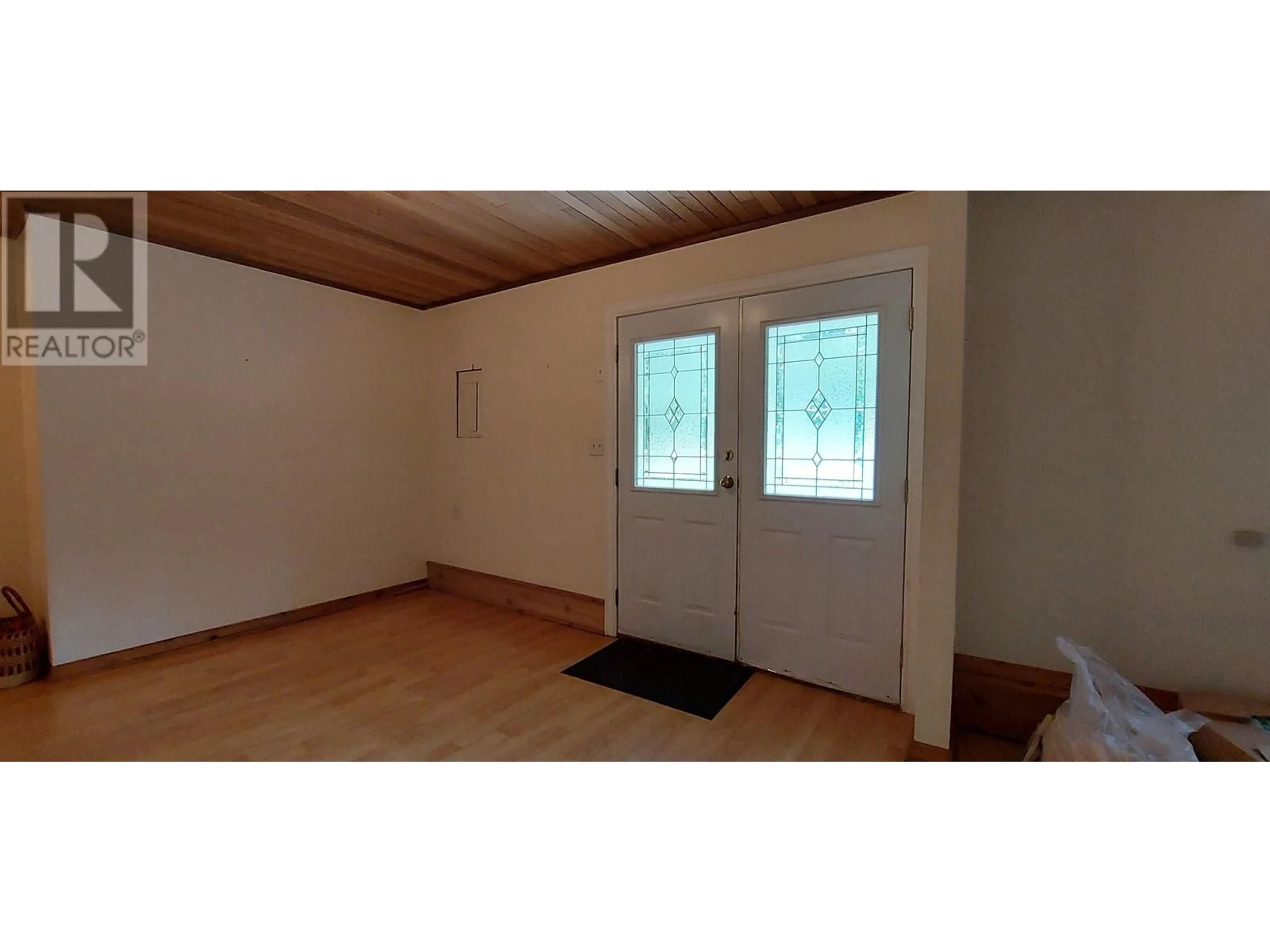 A pic of a room for 2448 MACKENZIE HIGHWAY, Bella Coola British Columbia V0T1H0