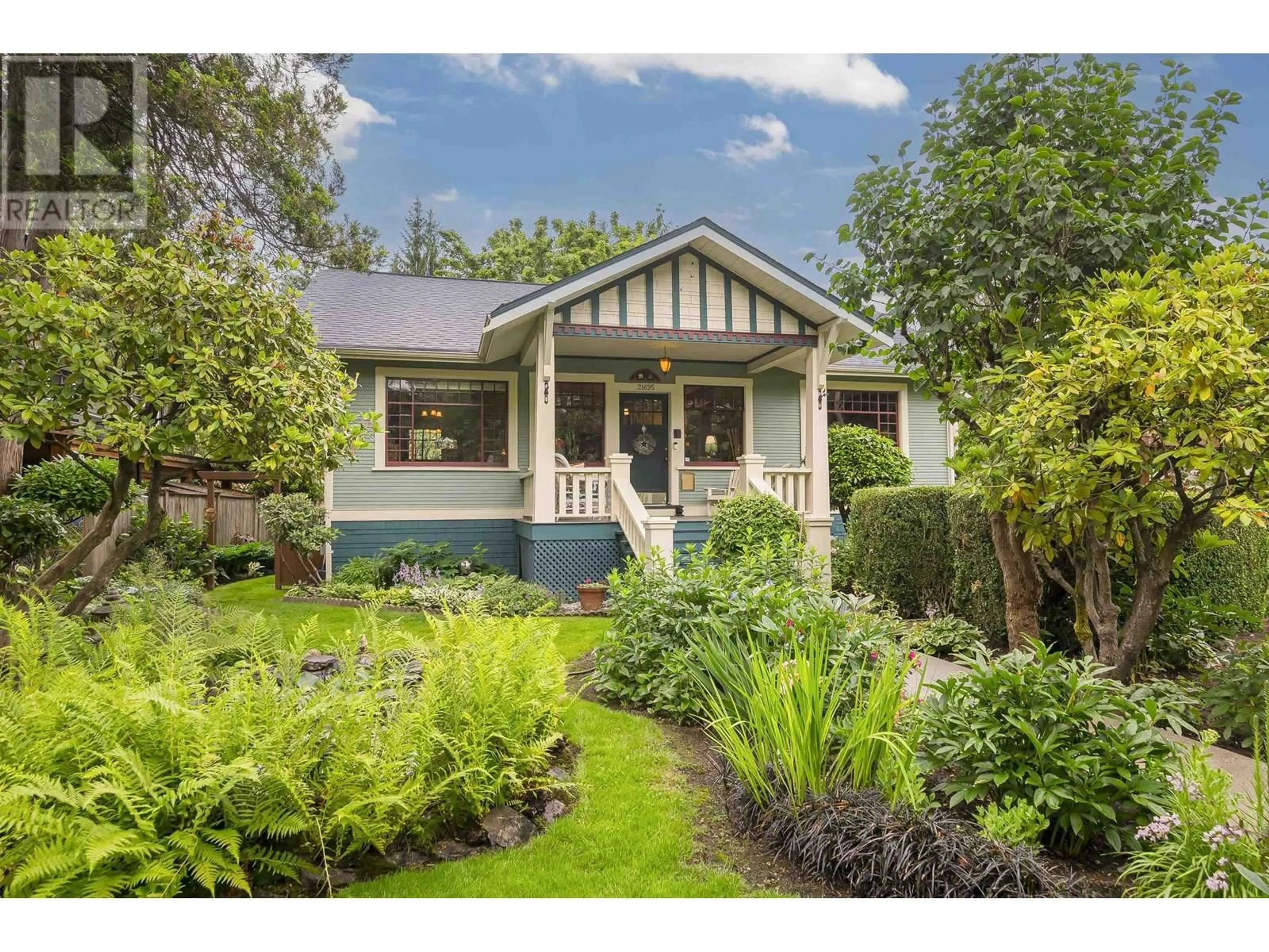 Home with vinyl exterior material, street for 21695 RIVER ROAD, Maple Ridge British Columbia V2X2B8