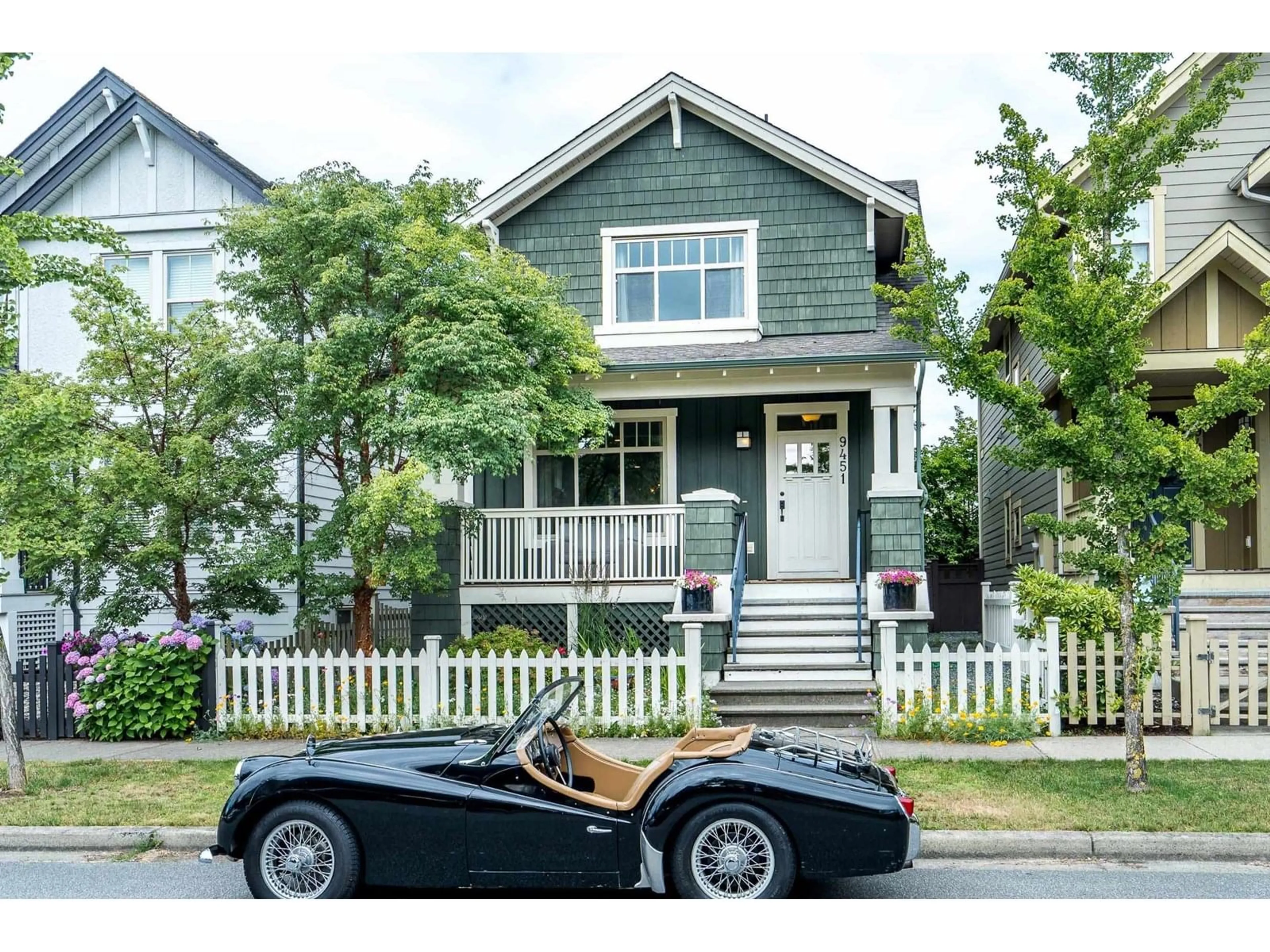 Home with vinyl exterior material, street for 9451 KANAKA, Langley British Columbia V1M4G4