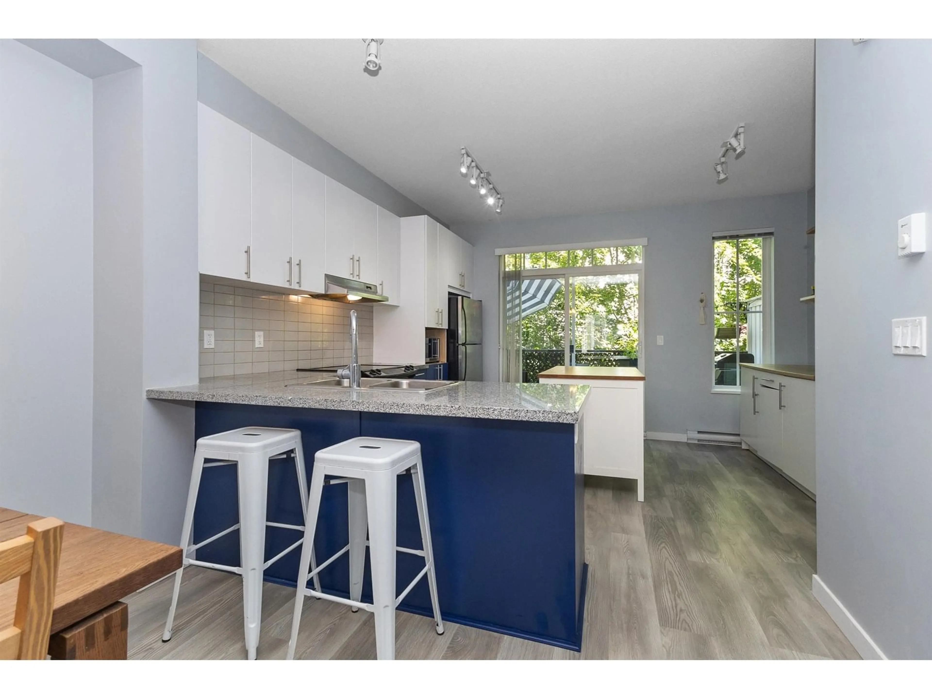 Open concept kitchen, unknown for 50 - 31032 WESTRIDGE, Abbotsford British Columbia V2T0C6