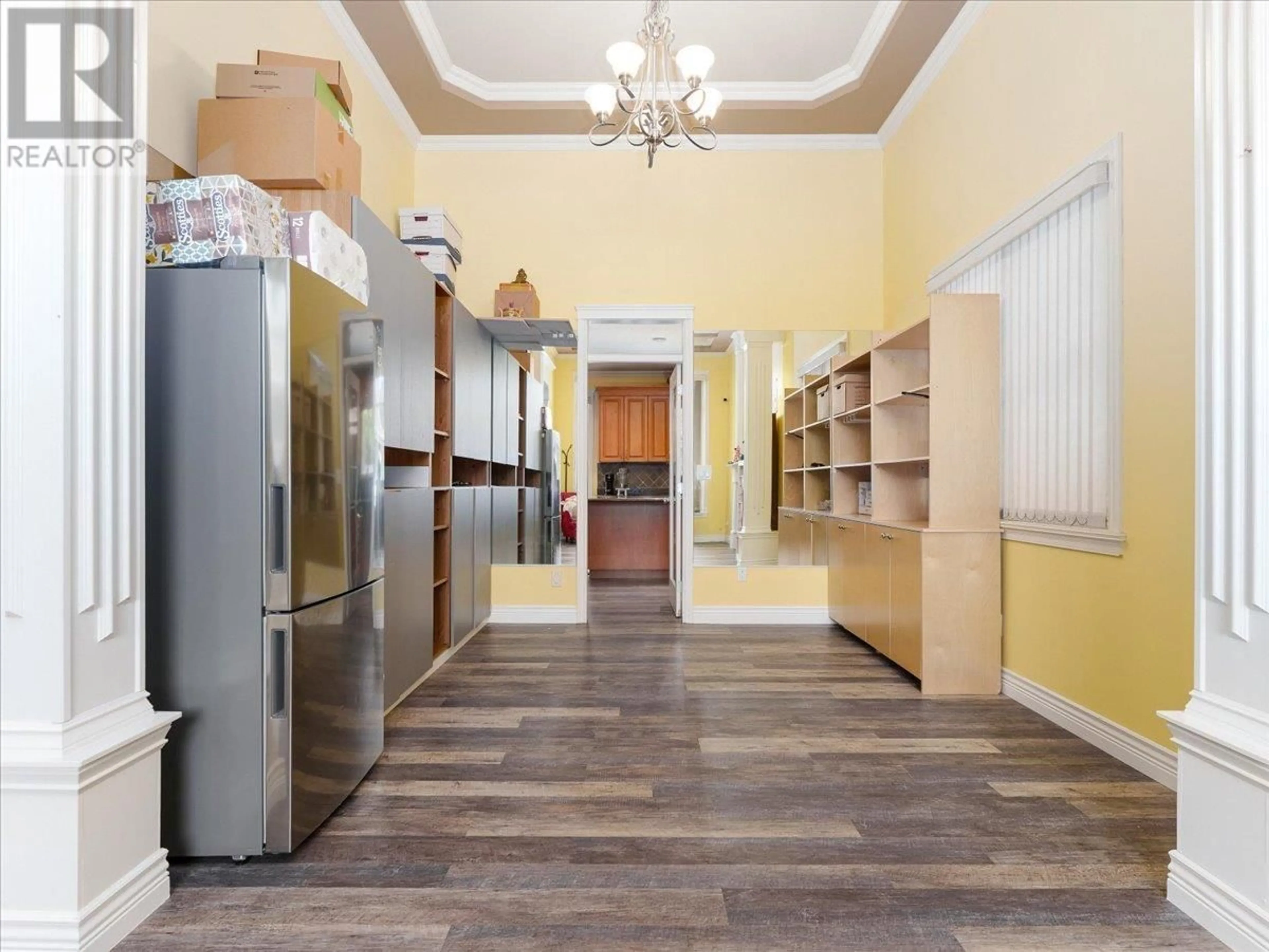 Indoor foyer for 10099 RUSKIN ROAD, Richmond British Columbia V7A2P3