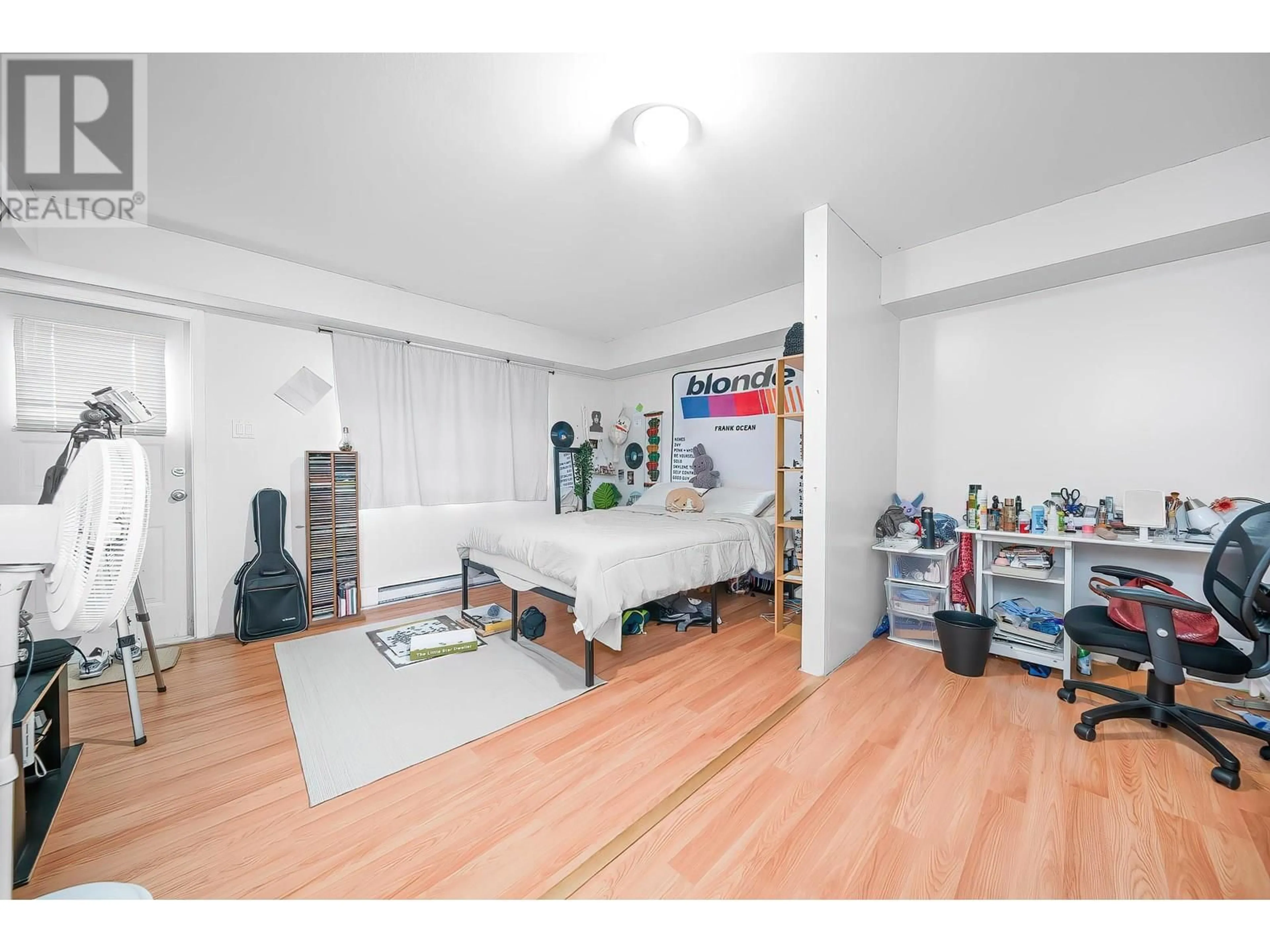 A pic of a room for 12 - 10651 ODLIN ROAD, Richmond British Columbia V6X1E3