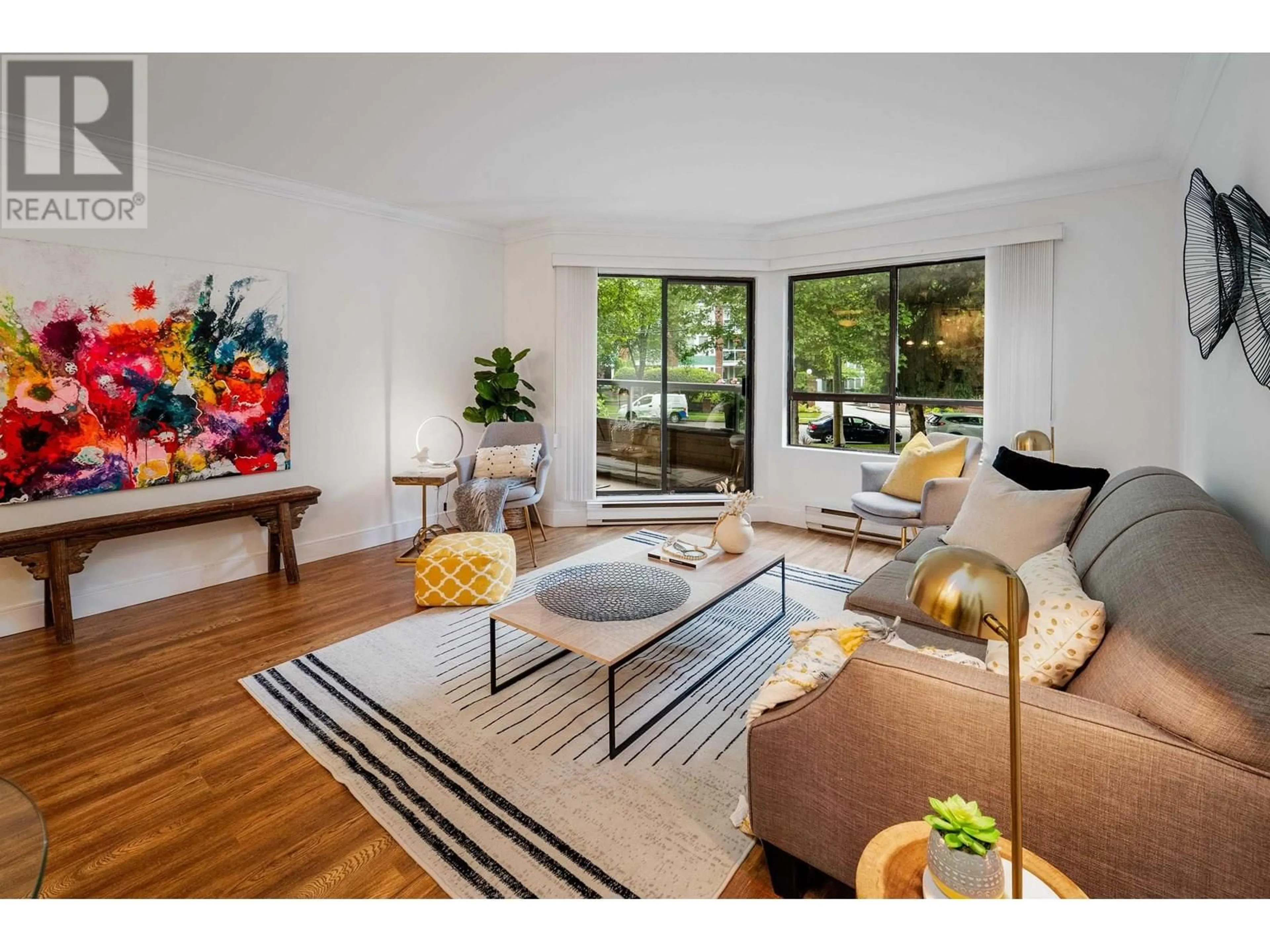 Living room with furniture, unknown for 106 - 1750 AUGUSTA AVENUE, Burnaby British Columbia V5A2V6