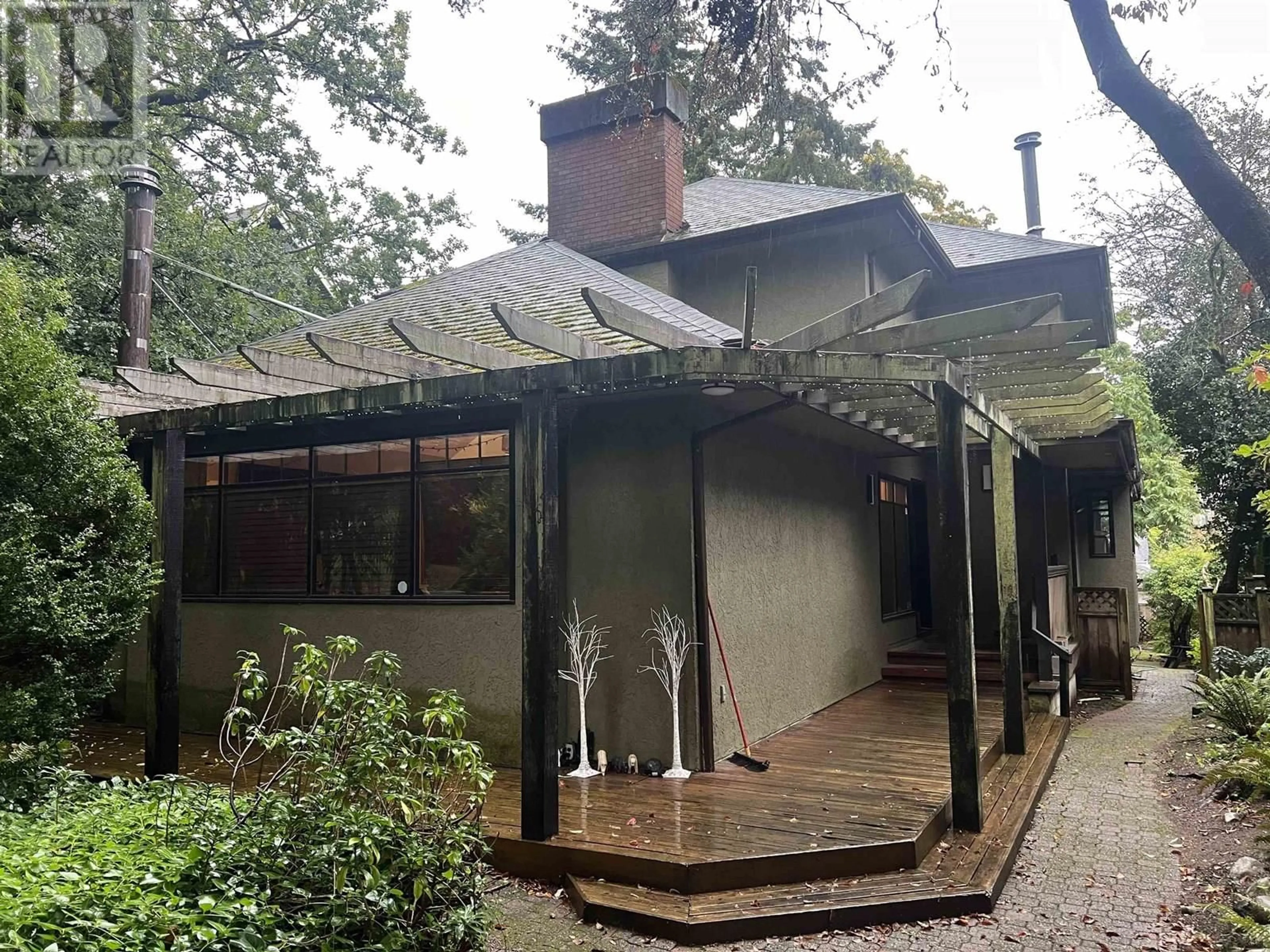 Patio, street for 3758 35TH AVENUE, Vancouver British Columbia V6N2N7