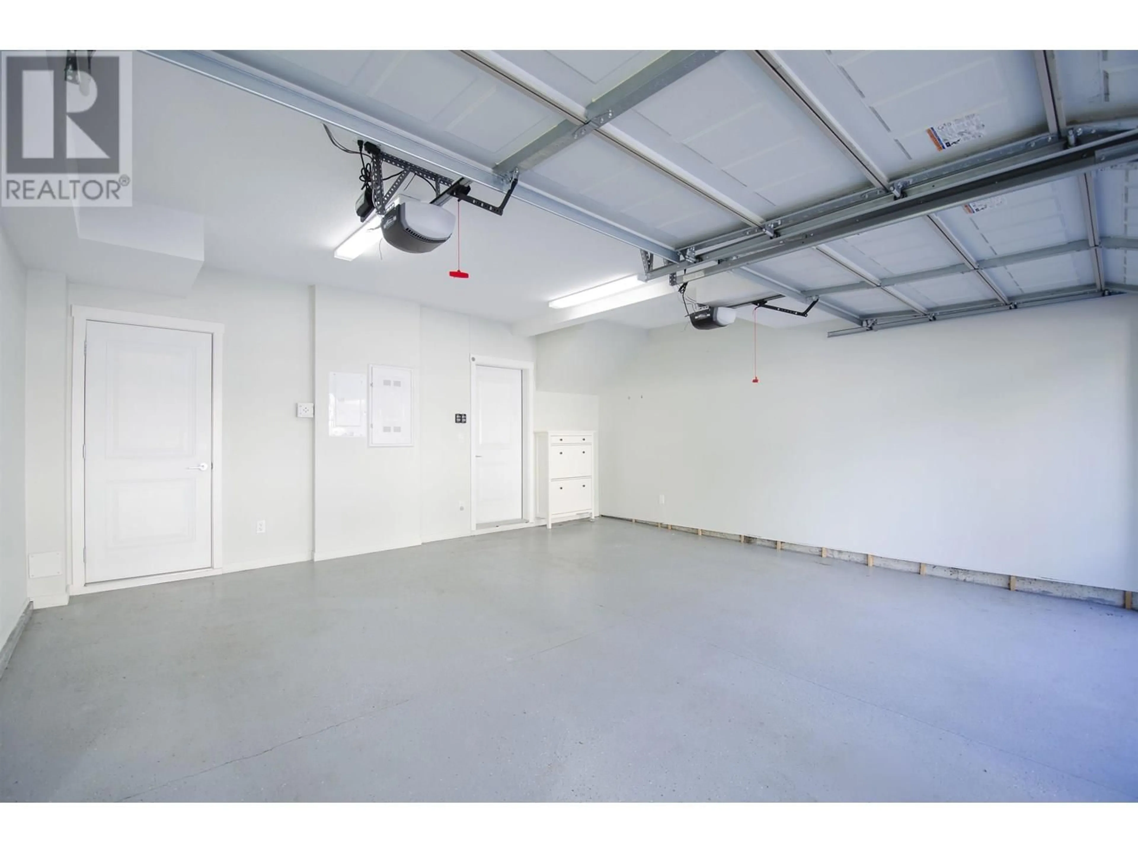Indoor garage for 23 - 10388 NO. 2 ROAD, Richmond British Columbia V7E0B9