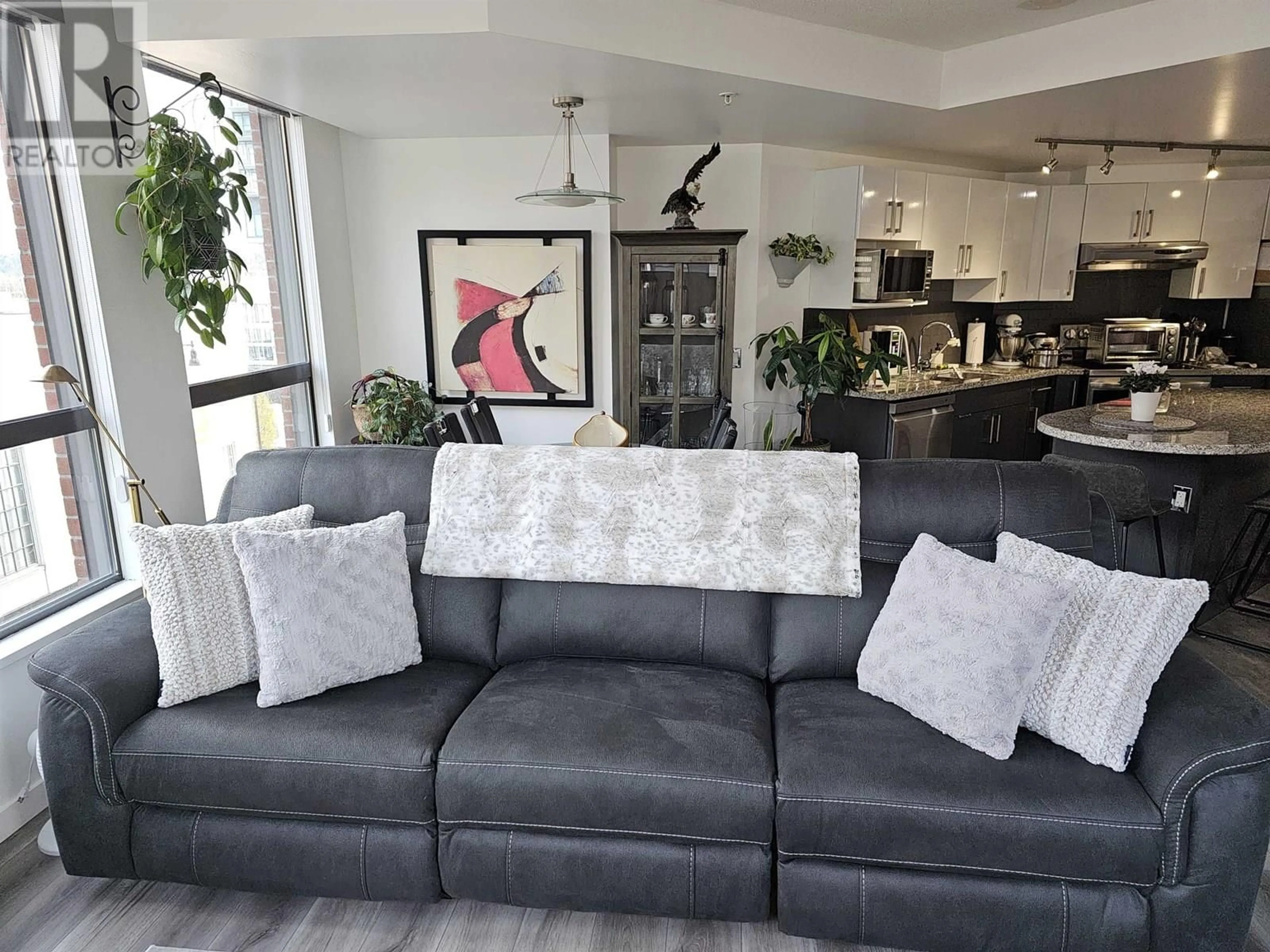 Living room with furniture, unknown for 404 - 14 BEGBIE STREET, New Westminster British Columbia V3M0C4