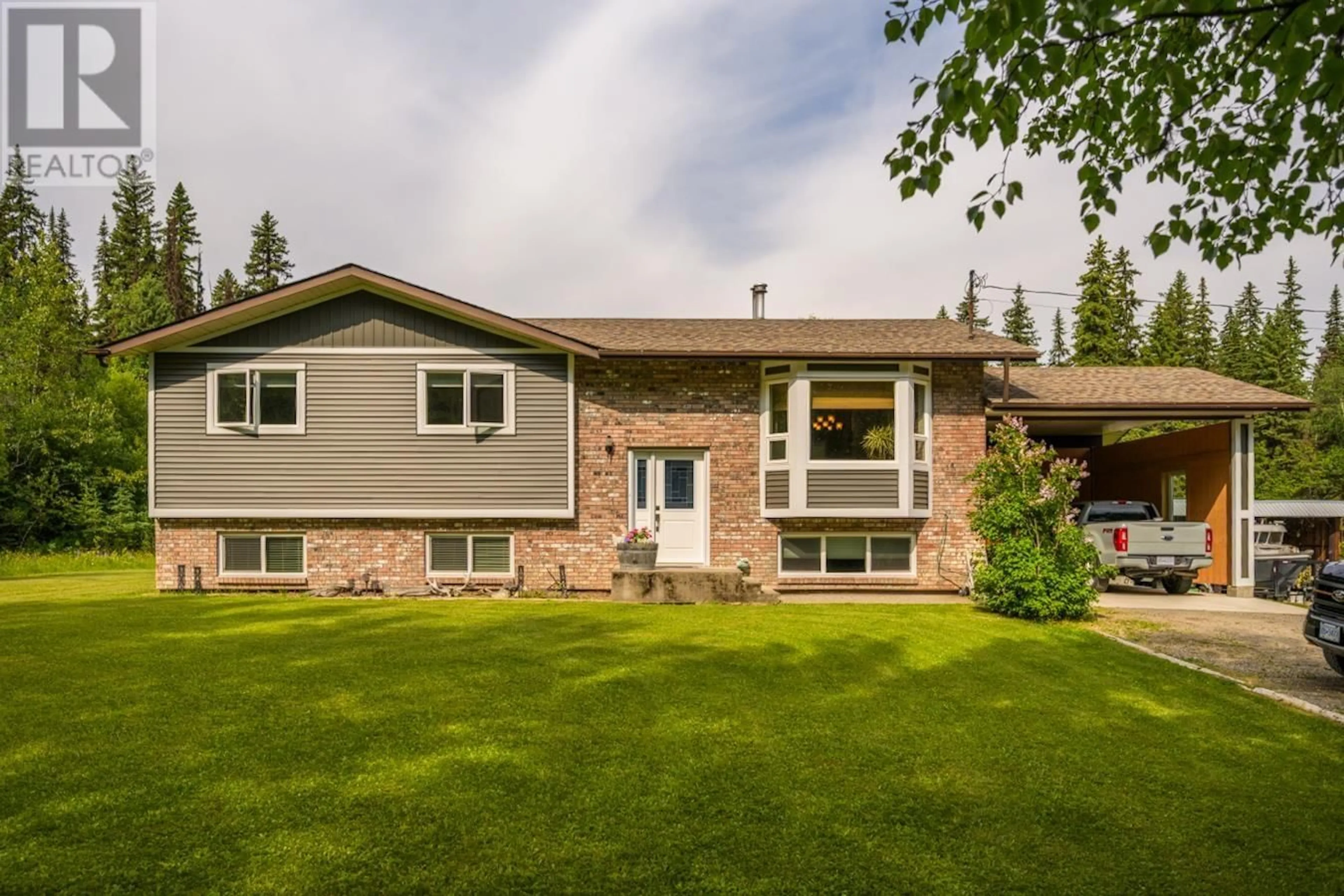 Home with vinyl exterior material, unknown for 7775 WANSA ROAD, Prince George British Columbia V2N6E5