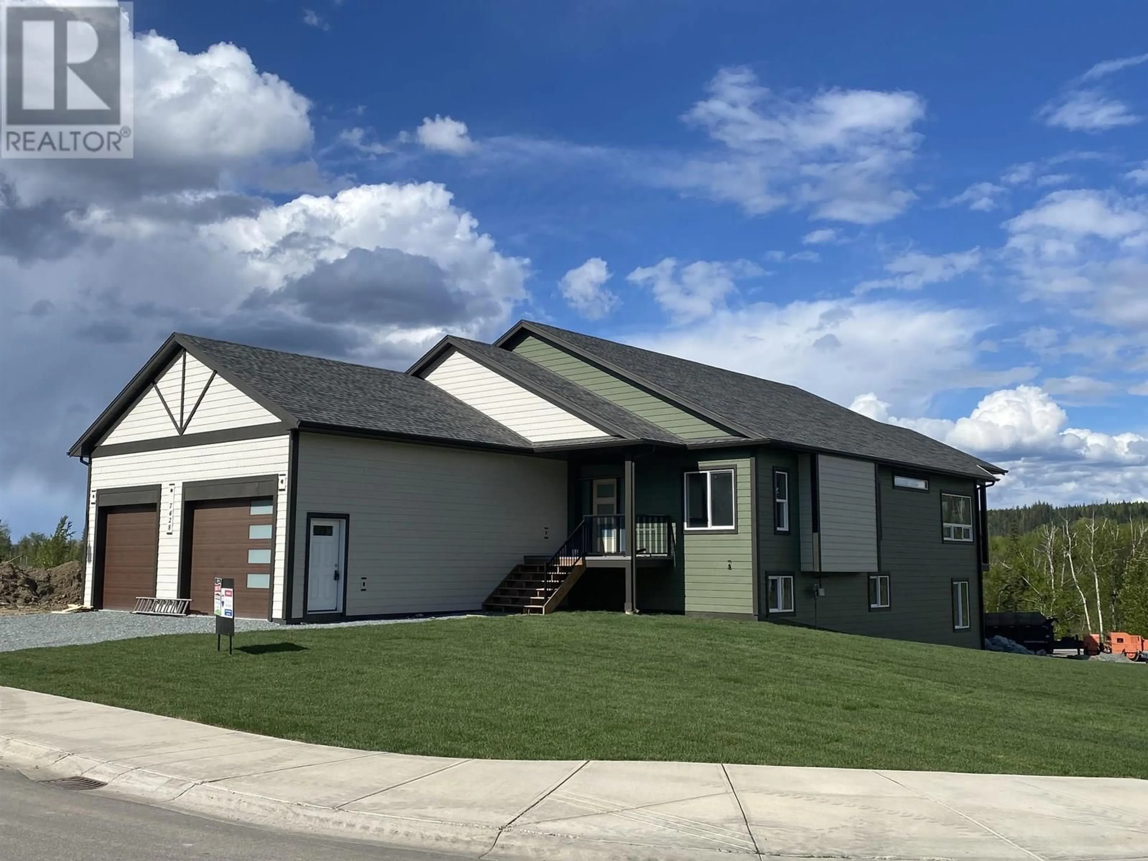 A pic from outside/outdoor area/front of a property/back of a property/a pic from drone, unknown for 7428 FOXRIDGE AVENUE, Prince George British Columbia V2N0H2