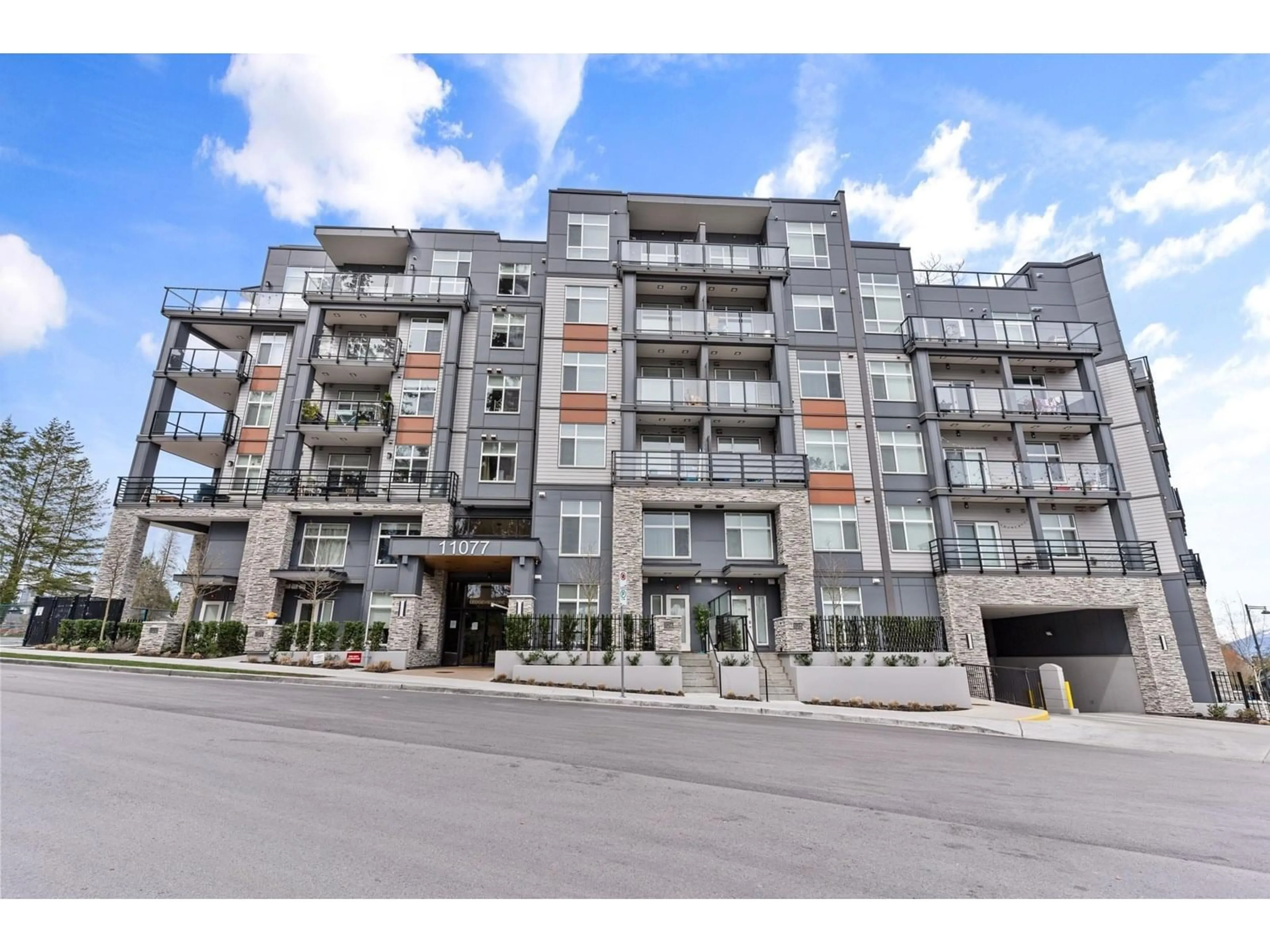 Unknown for 415 - 11077 RAVINE, Surrey British Columbia V3T0R7
