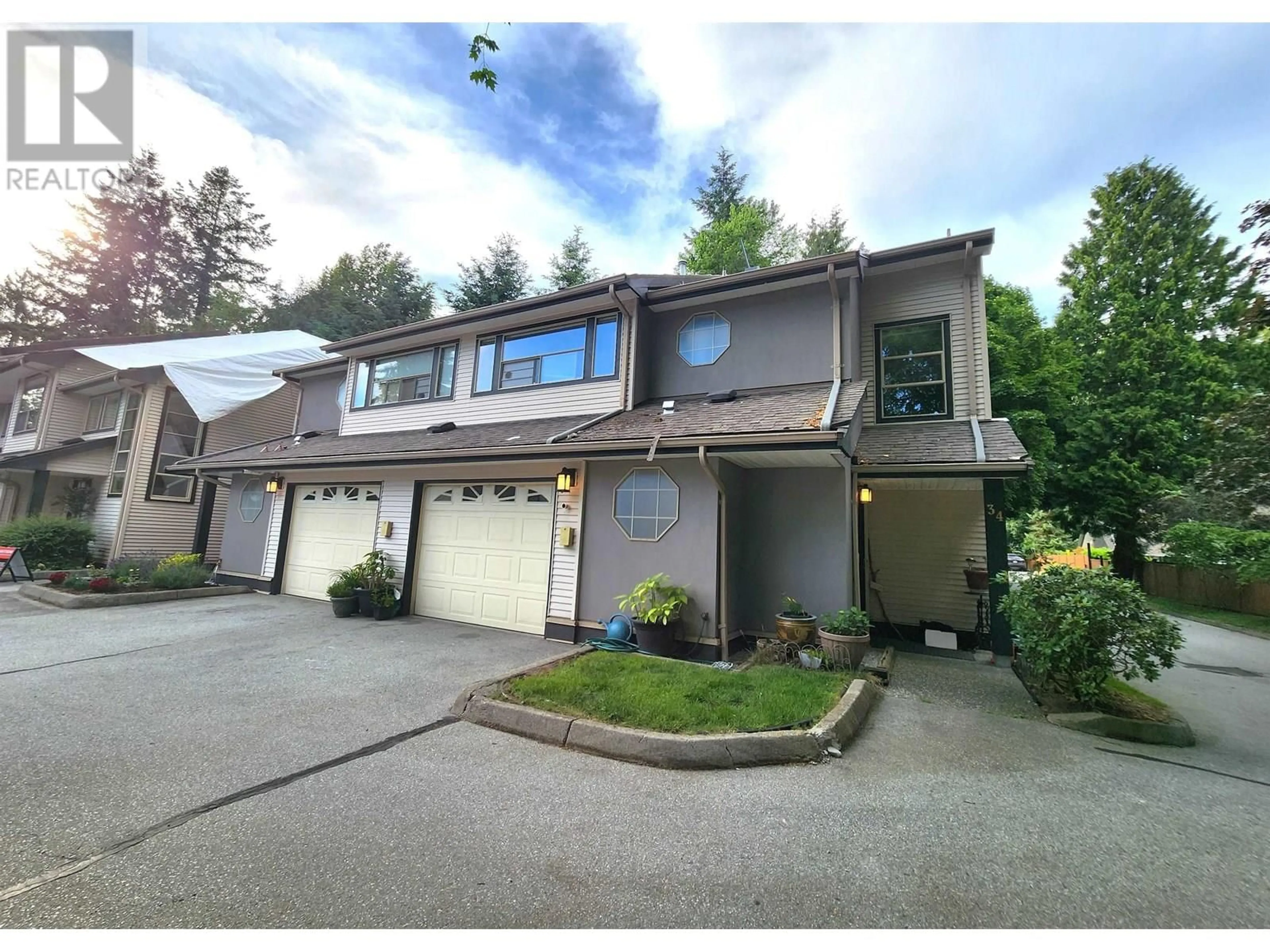 A pic from outside/outdoor area/front of a property/back of a property/a pic from drone, street for 34 - 20841 DEWDNEY TRUNK ROAD, Maple Ridge British Columbia V2X3E7