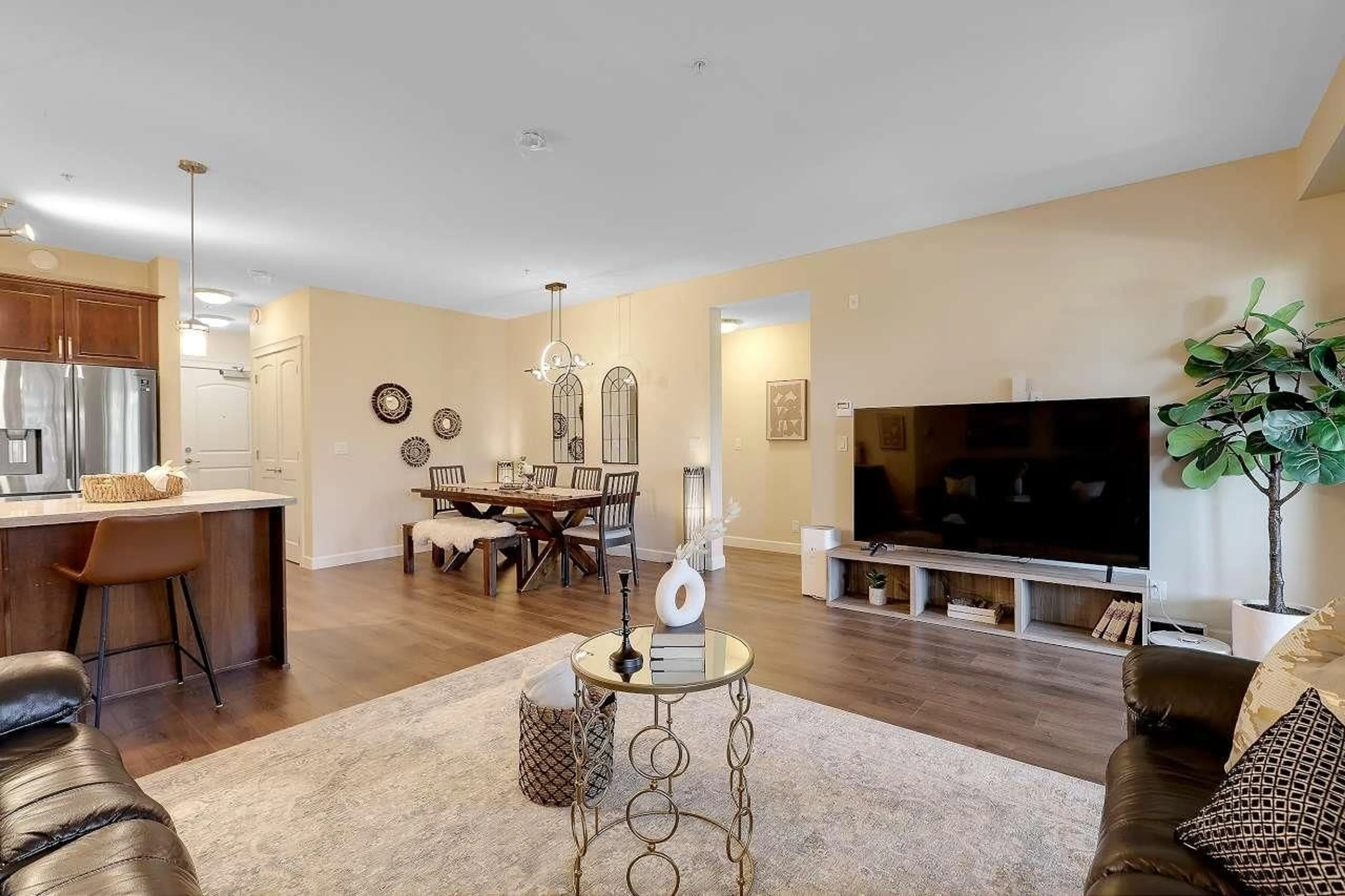 Living room with furniture, unknown for 308 - 8561 203A, Langley British Columbia V2Y3L7
