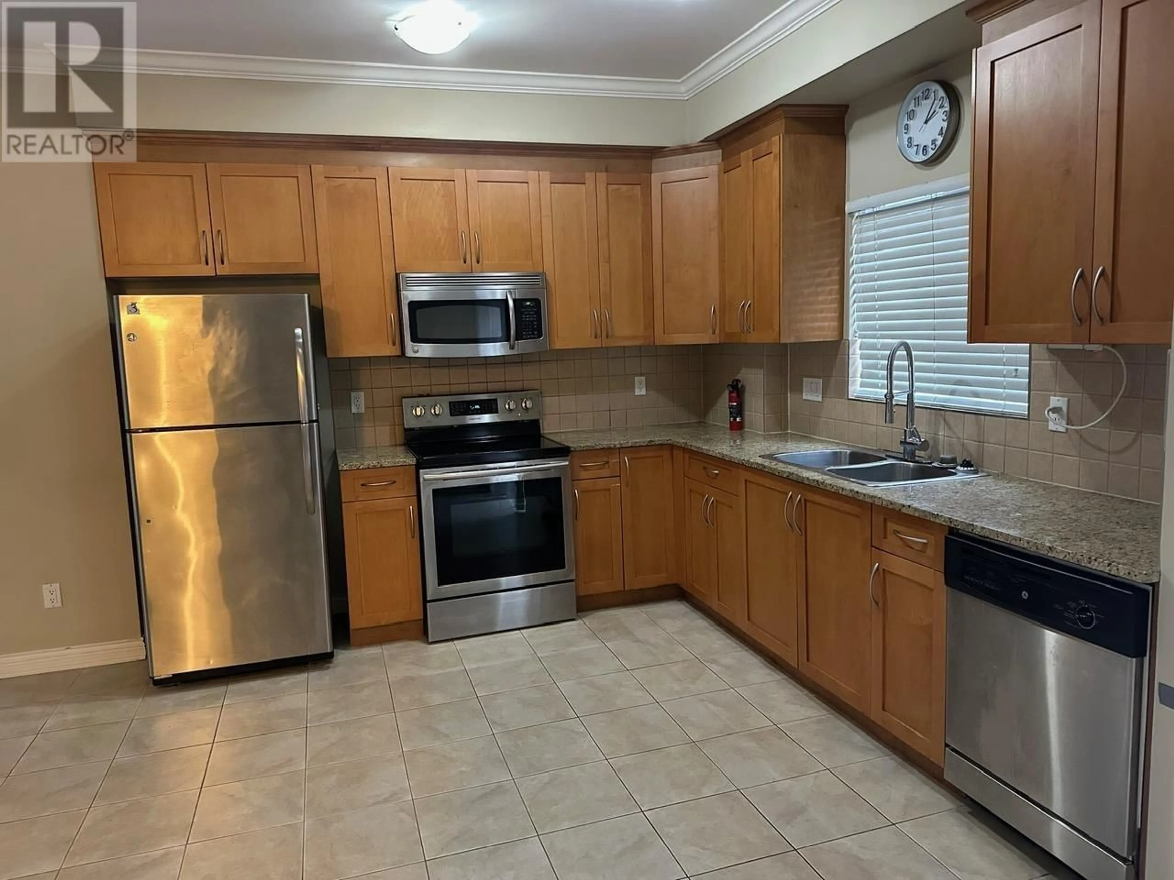 Standard kitchen, ceramic/tile floor for 1 - 6468 COONEY ROAD, Richmond British Columbia V6Y2J6