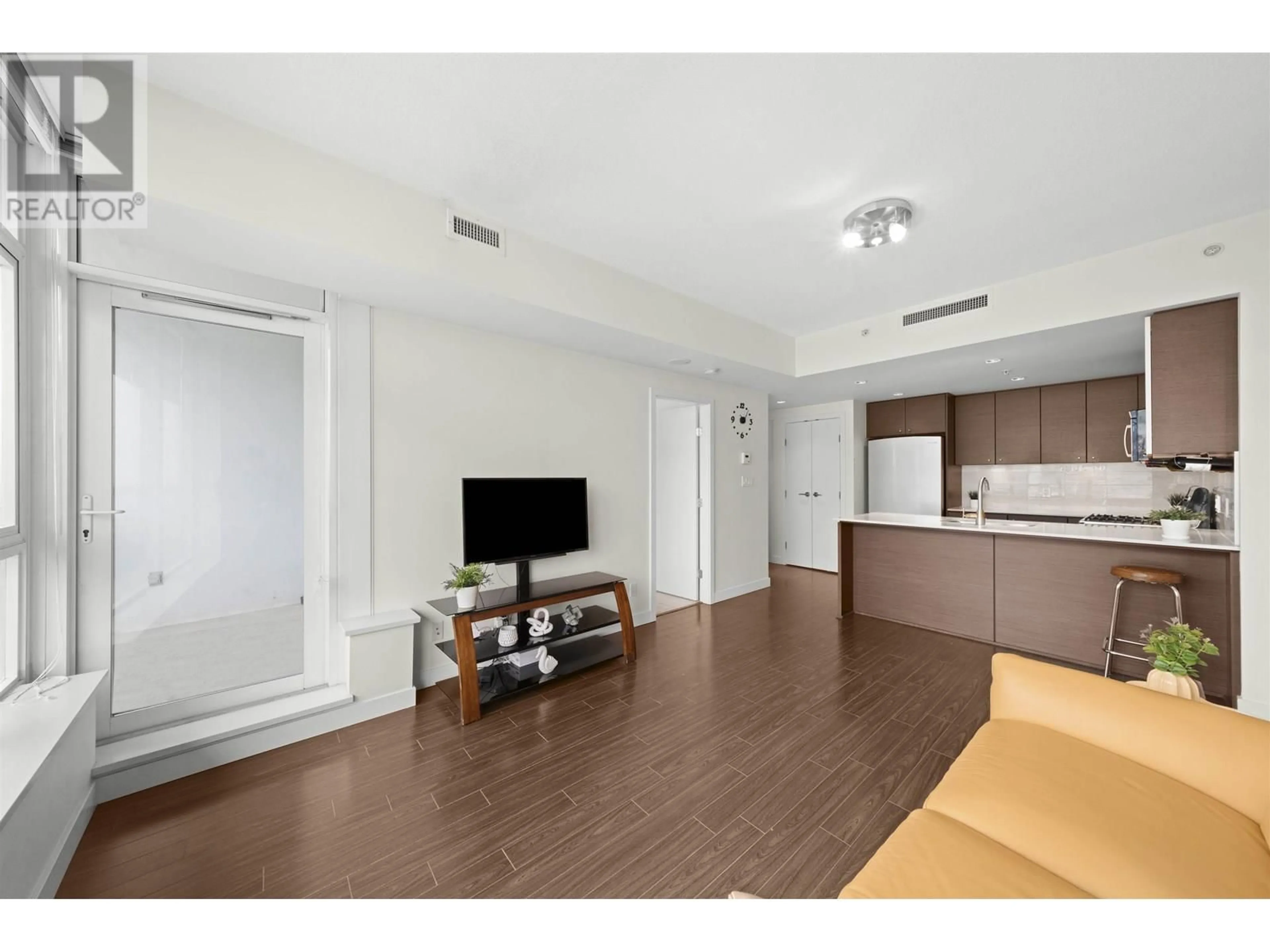 A pic of a room for 1702 - 7371 WESTMINSTER HIGHWAY, Richmond British Columbia V6X0B4