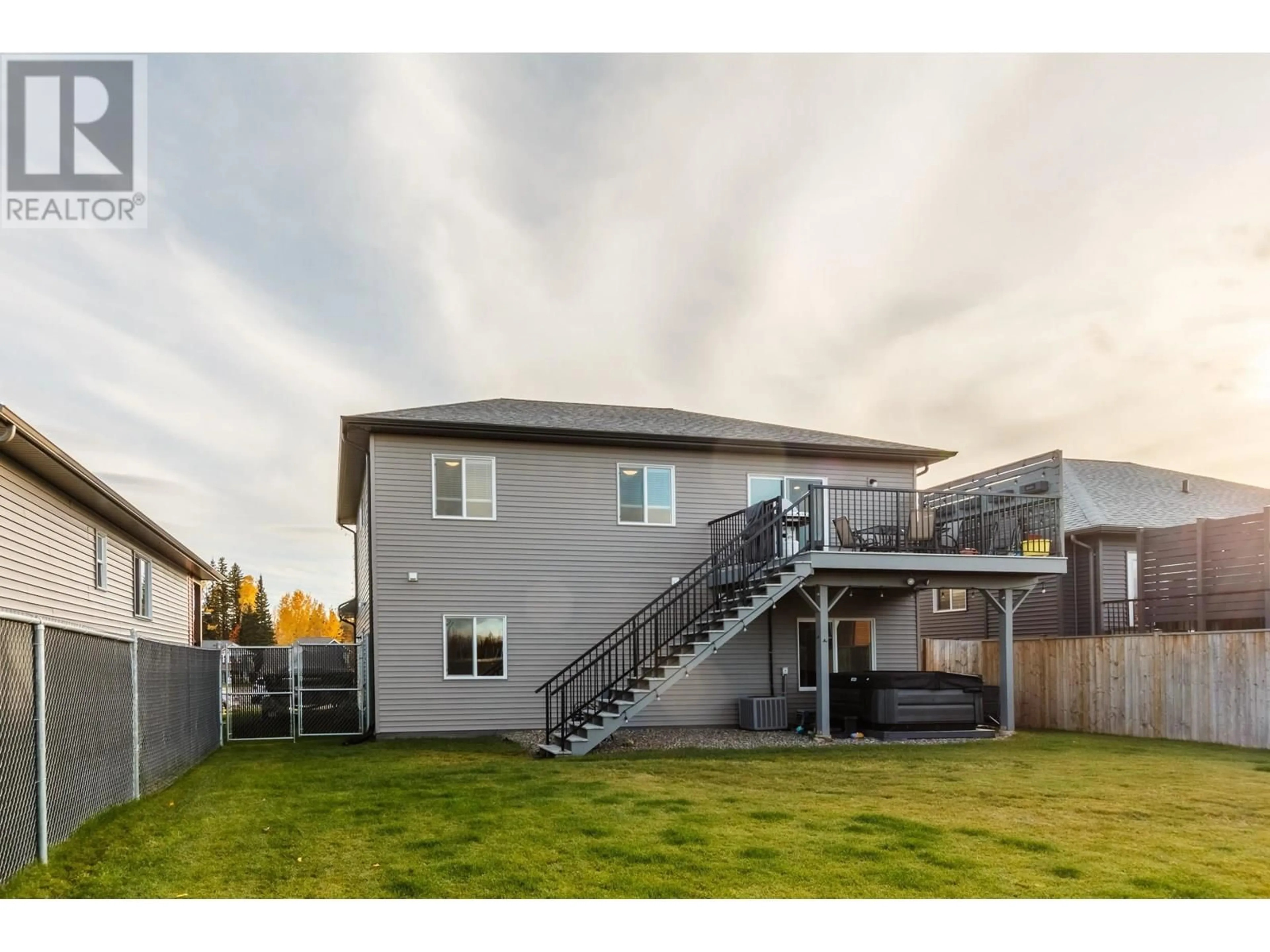 Home with vinyl exterior material, unknown for 5344 WOODVALLEY DRIVE, Prince George British Columbia V2K5A6
