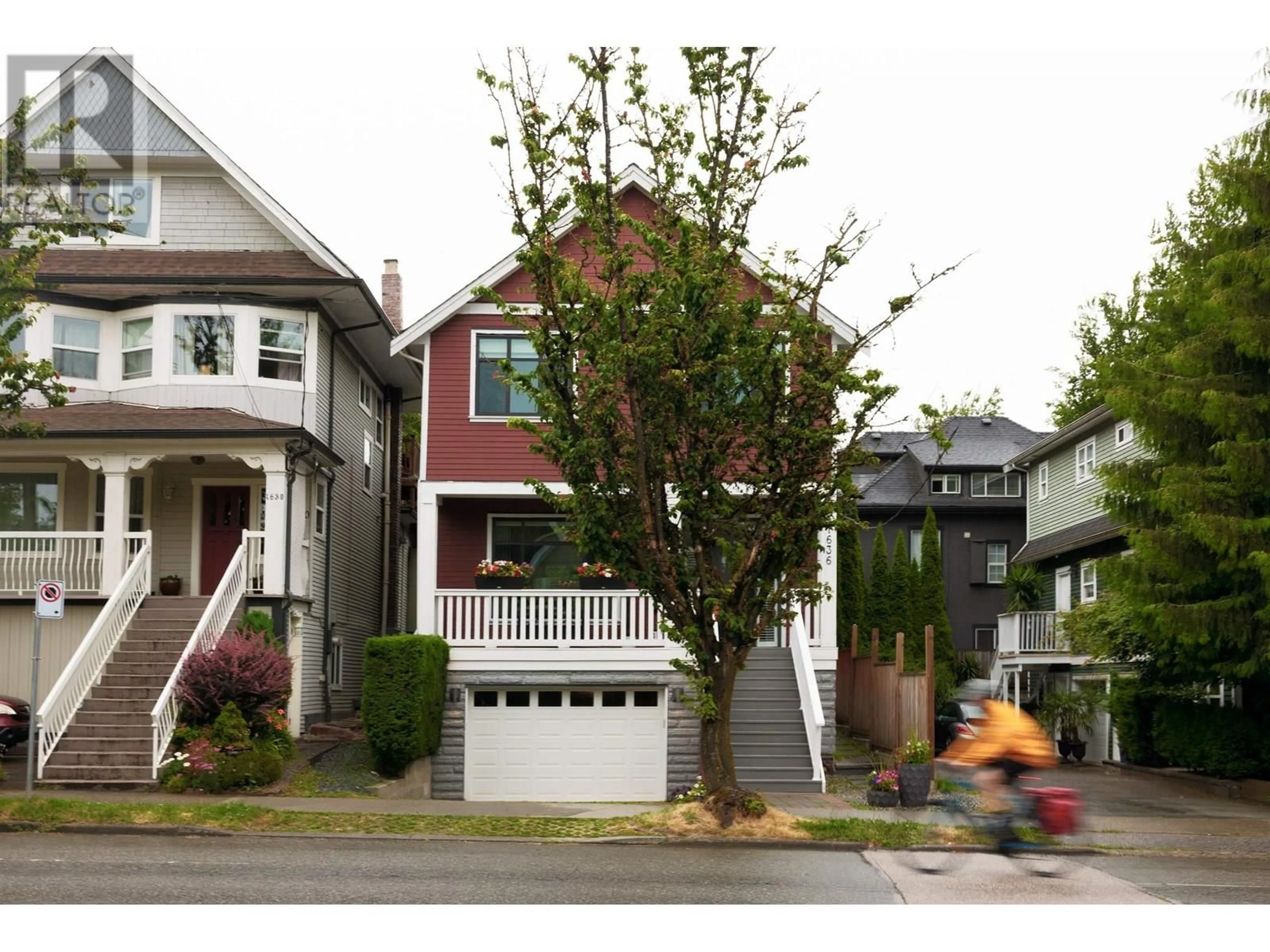 Home with vinyl exterior material, street for 1636 VICTORIA DRIVE, Vancouver British Columbia V5L4H3