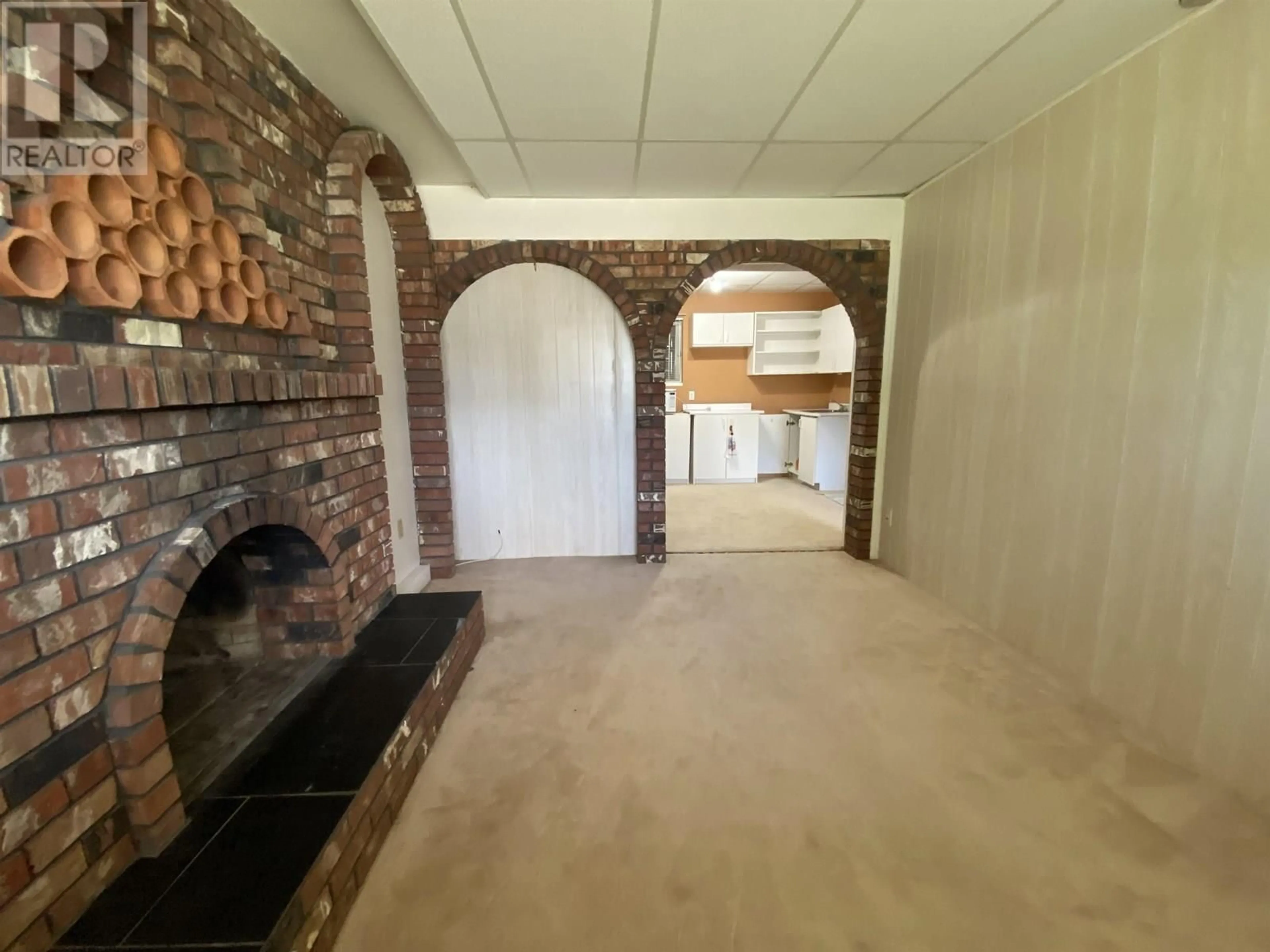 A pic of a room for 1632 COMO LAKE AVENUE, Coquitlam British Columbia V3J3P6
