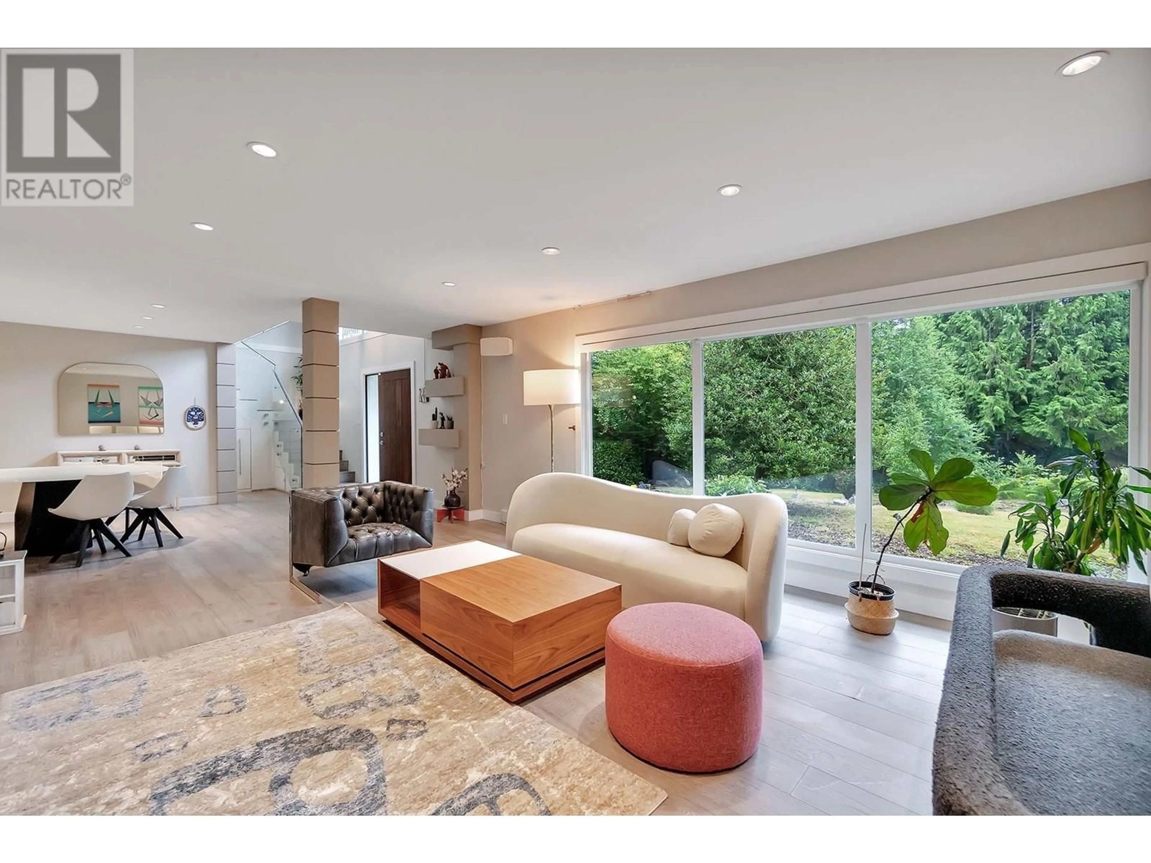 Living room with furniture, unknown for 701 KENWOOD ROAD, West Vancouver British Columbia V7S1S7