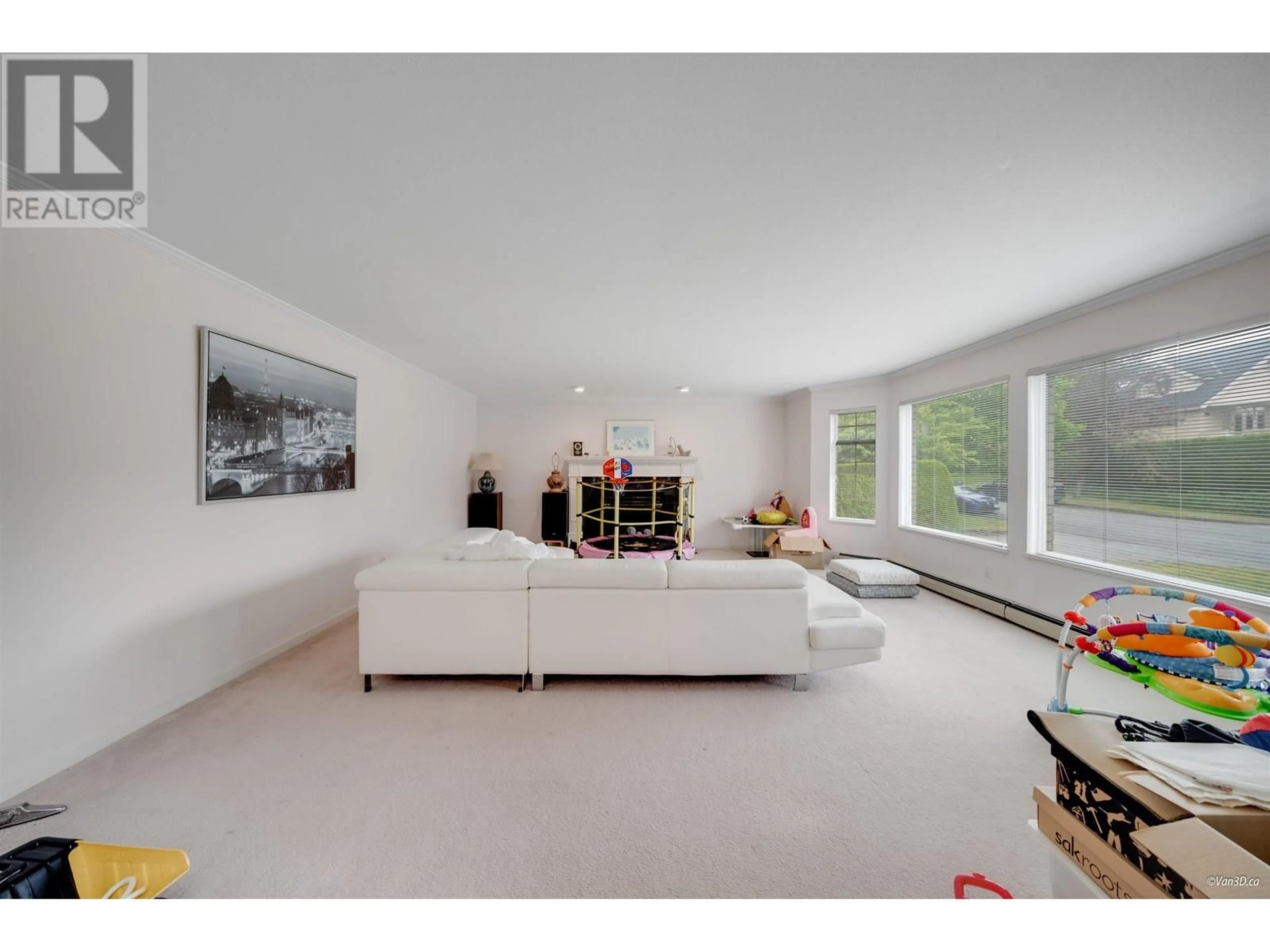 Living room with furniture, unknown for 6633 MONTGOMERY STREET, Vancouver British Columbia V6P4G3
