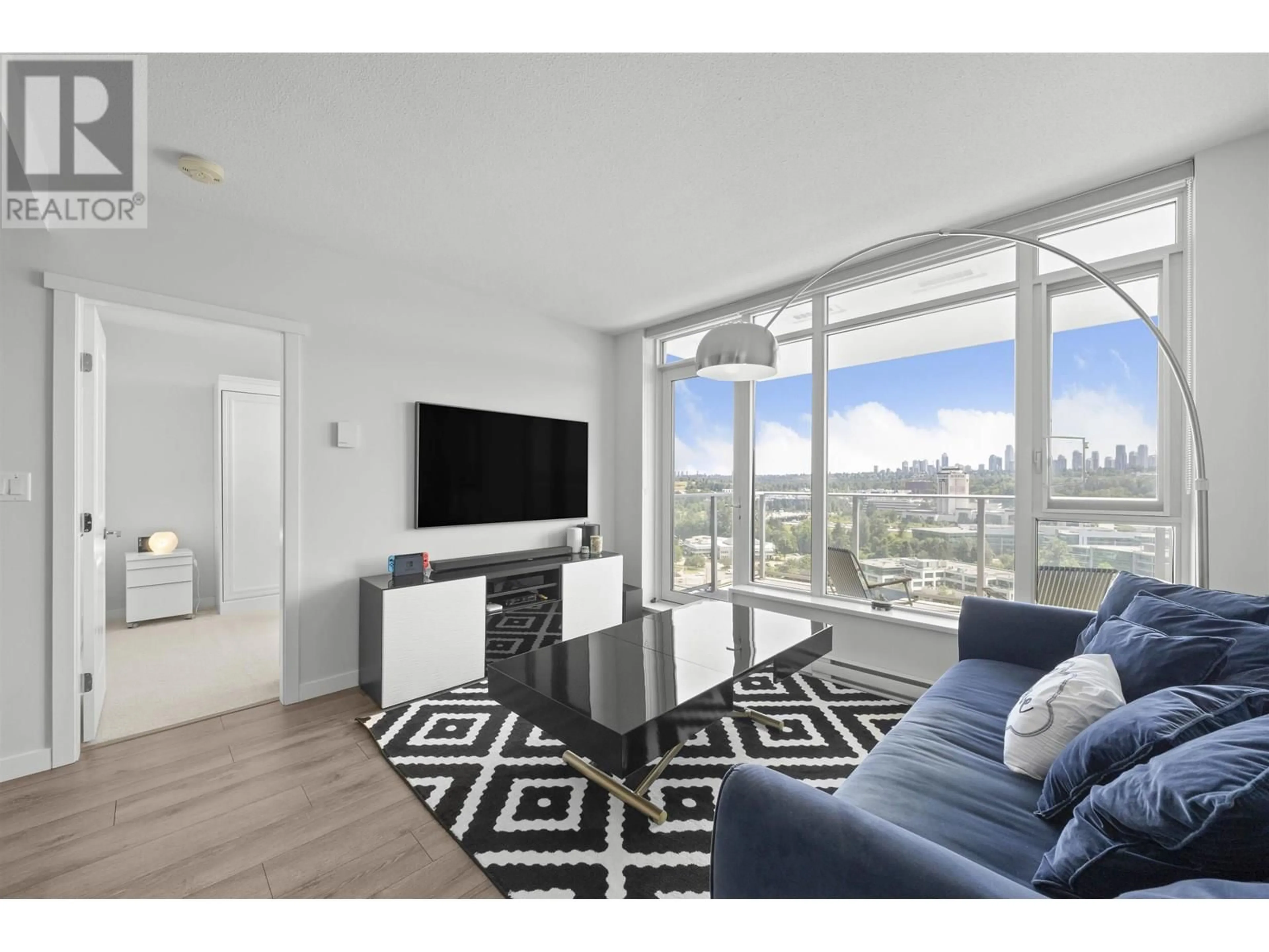Living room with furniture, unknown for 1702 - 2388 MADISON AVENUE, Burnaby British Columbia V5C0K8