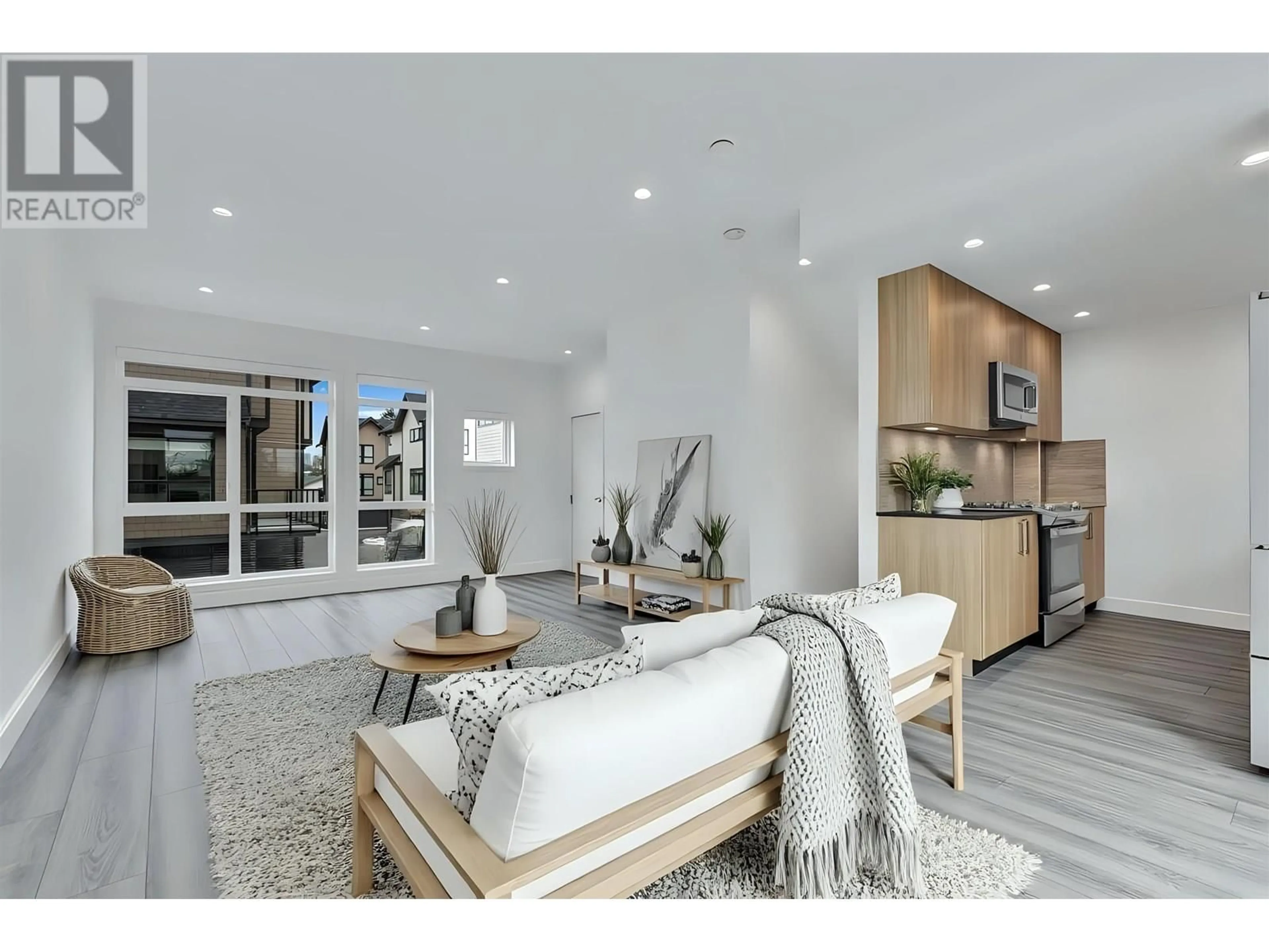 Living room with furniture, unknown for 2 - 4300 THOMPSON ROAD, Richmond British Columbia V6V0C3