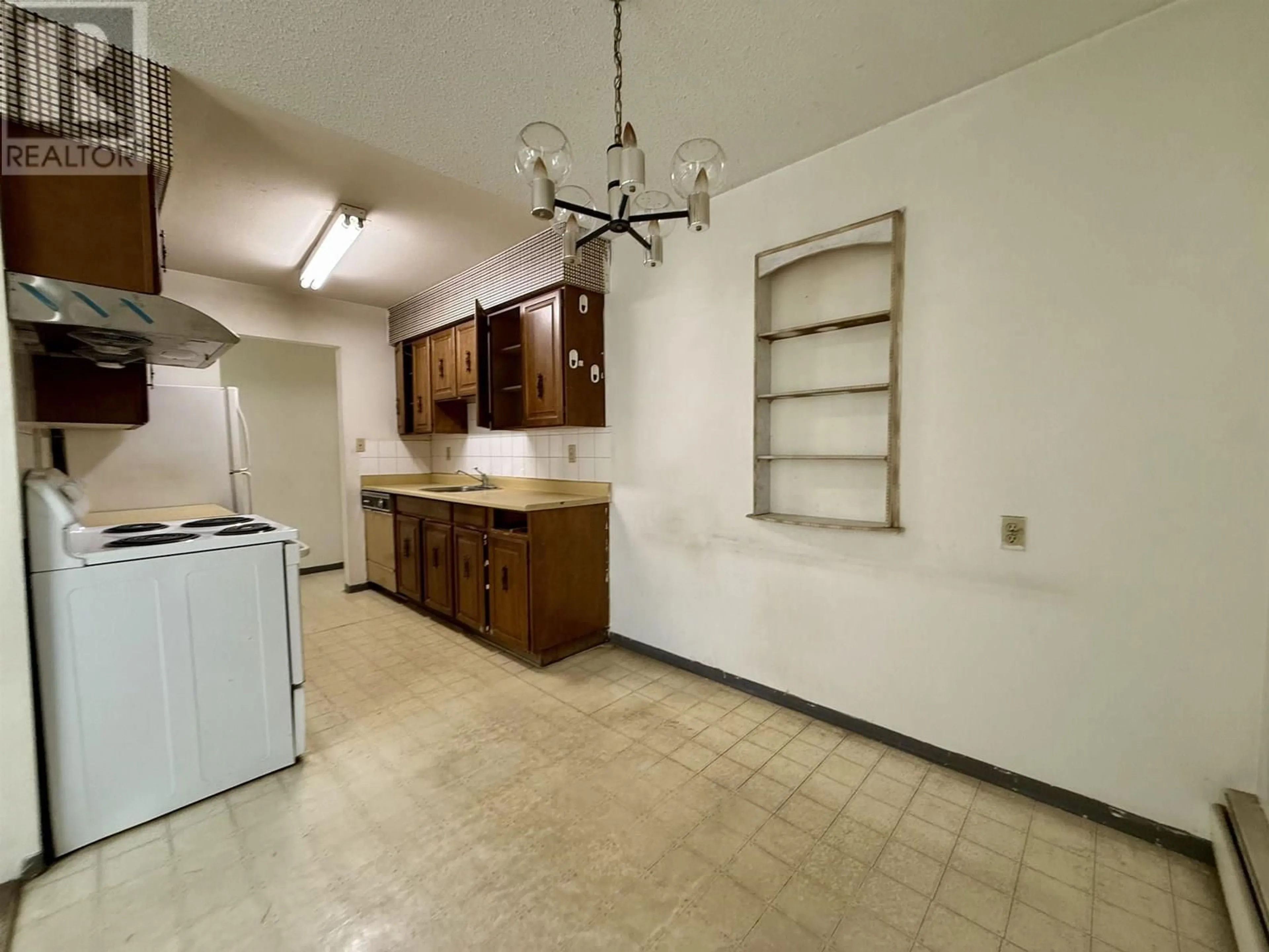 Unknown for 206 - 1622 FRANCES STREET, Vancouver British Columbia V5L1Z4