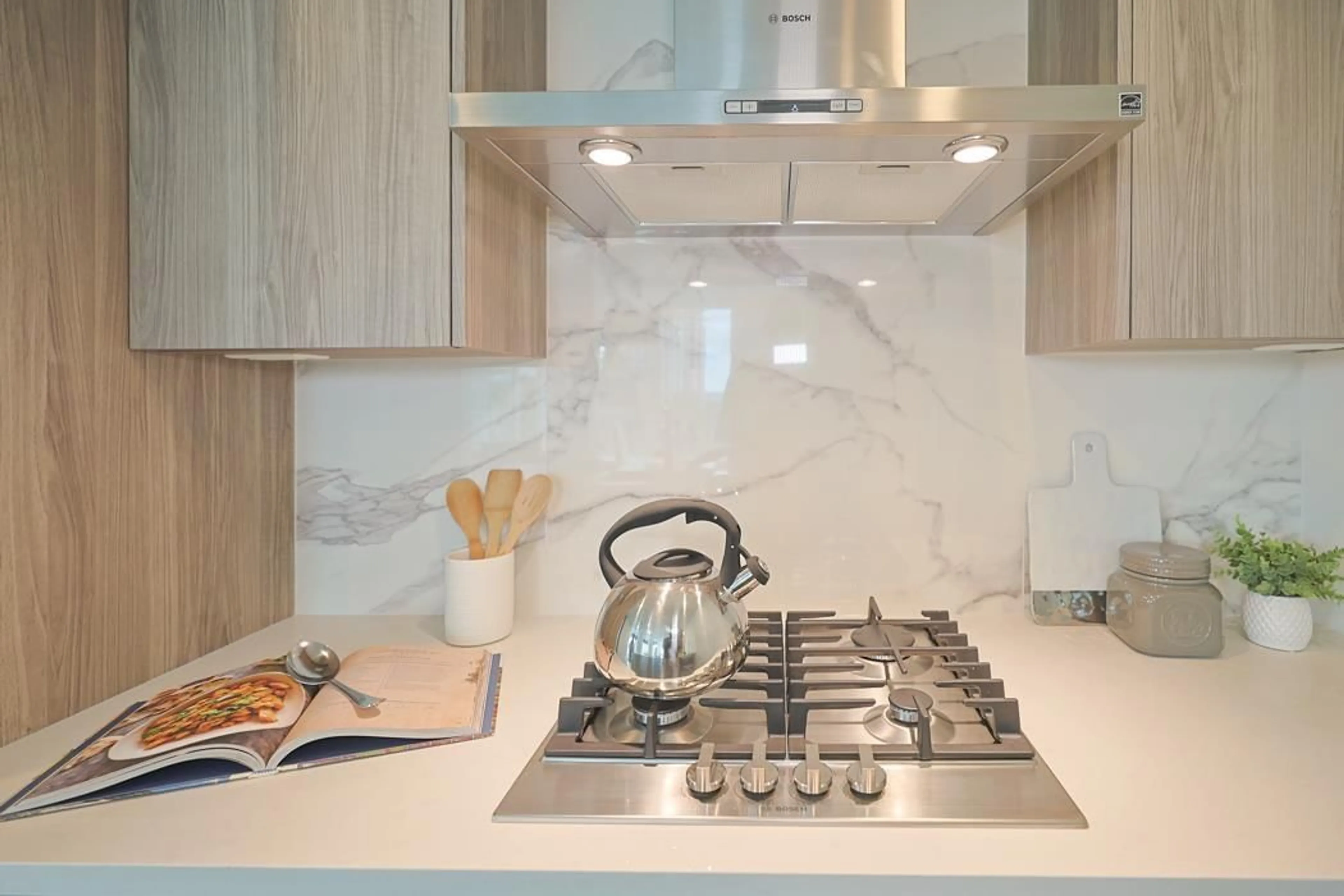 Contemporary kitchen, ceramic/tile floor for 1207 - 13768 100TH, Surrey British Columbia V3T0V2