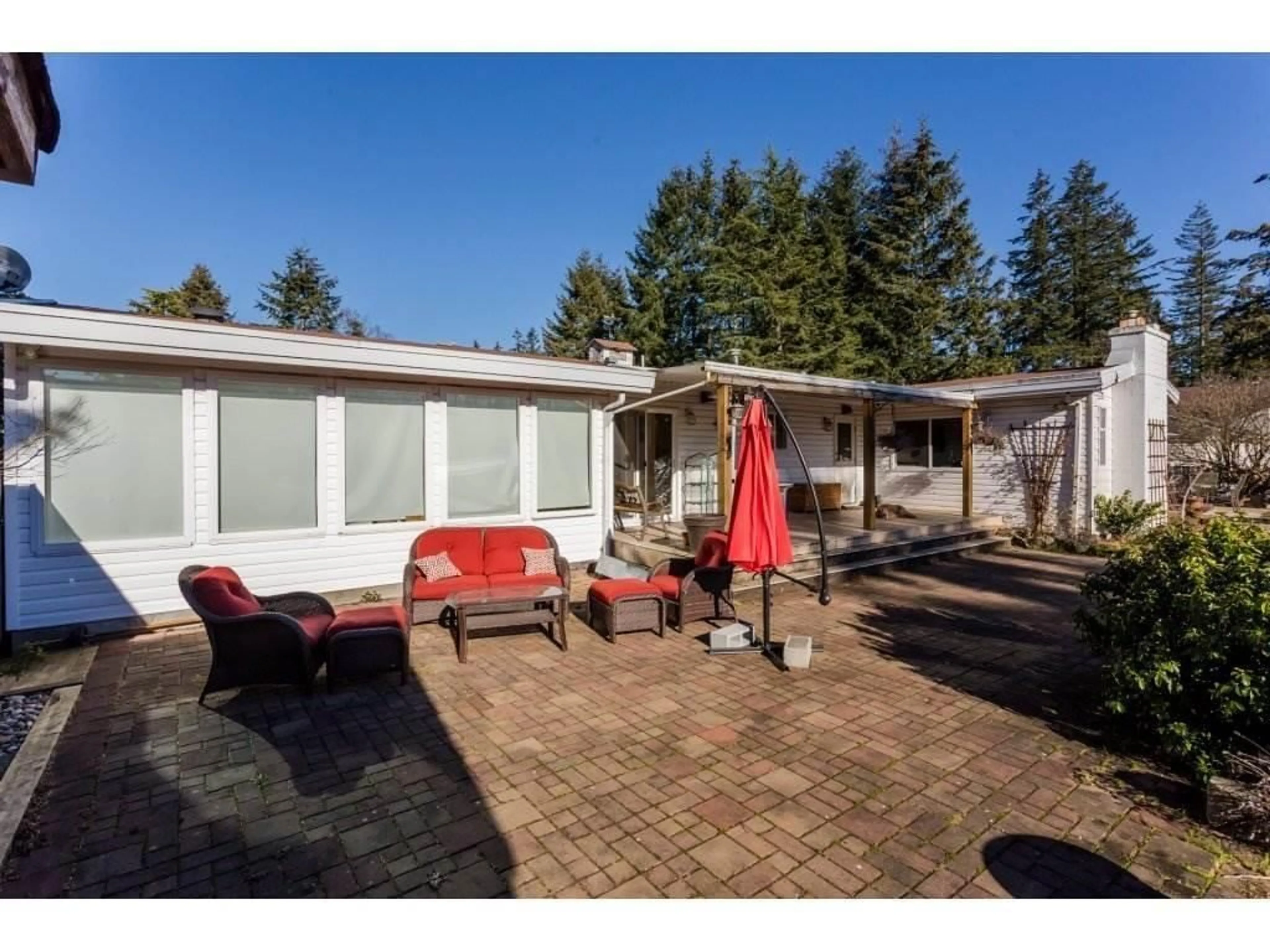 Patio, street for 16910 23, Surrey British Columbia V3Z9Z2