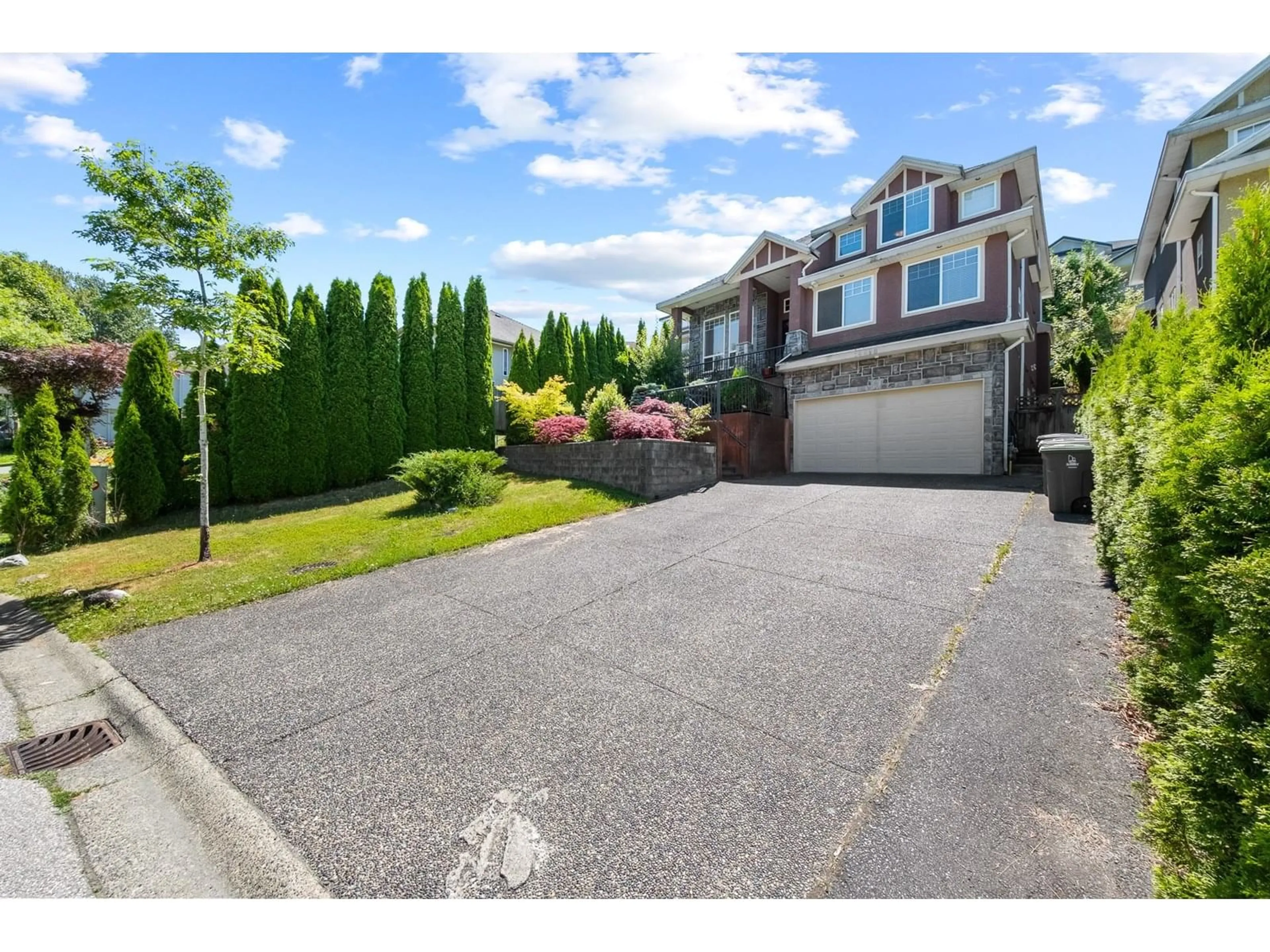 A pic from outside/outdoor area/front of a property/back of a property/a pic from drone, street for 14498 78, Surrey British Columbia V3S9C5