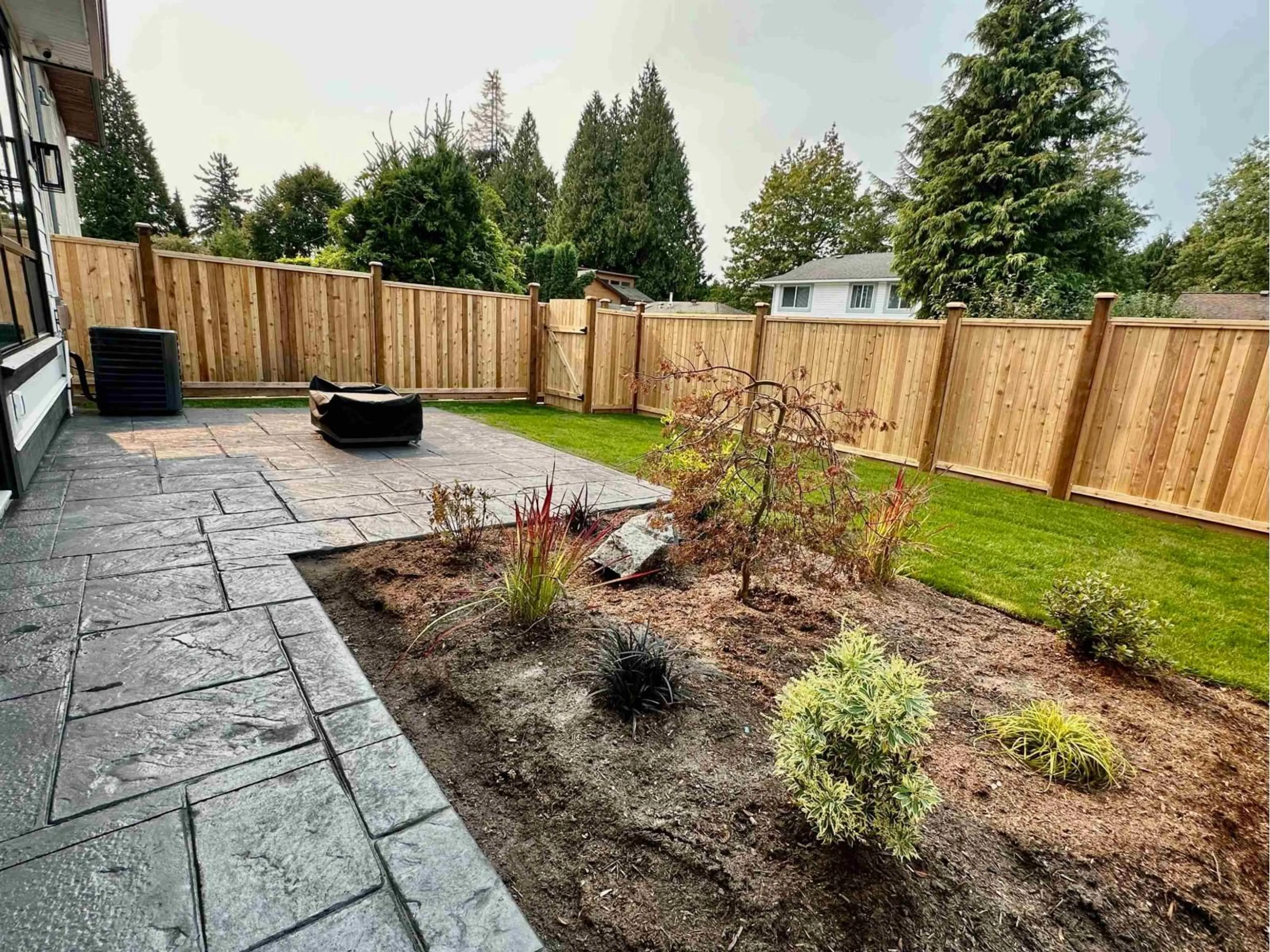 Patio, unknown for 2 - 1967 148A, Surrey British Columbia V4A6R6