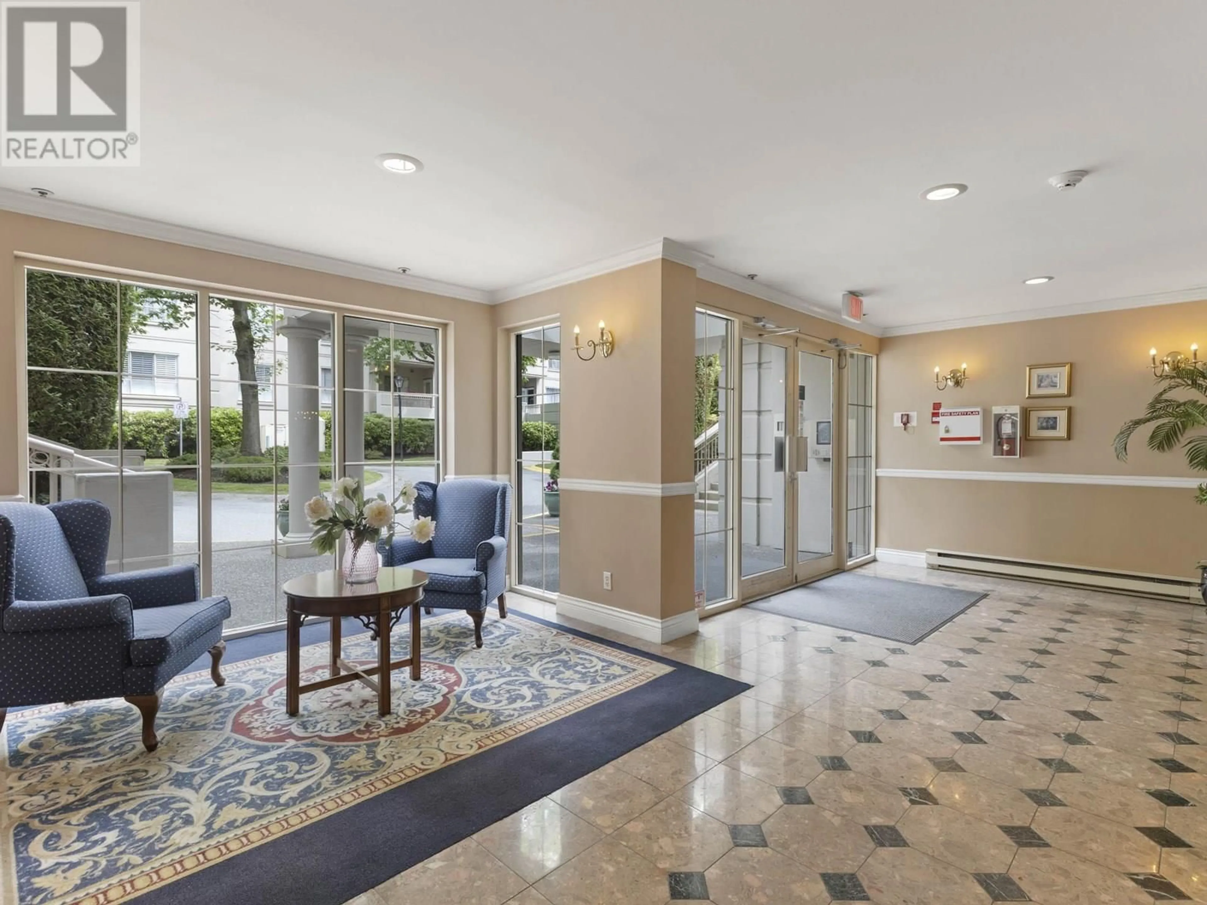 Indoor foyer for 110 - 8560 GENERAL CURRIE ROAD, Richmond British Columbia V6Y1M2