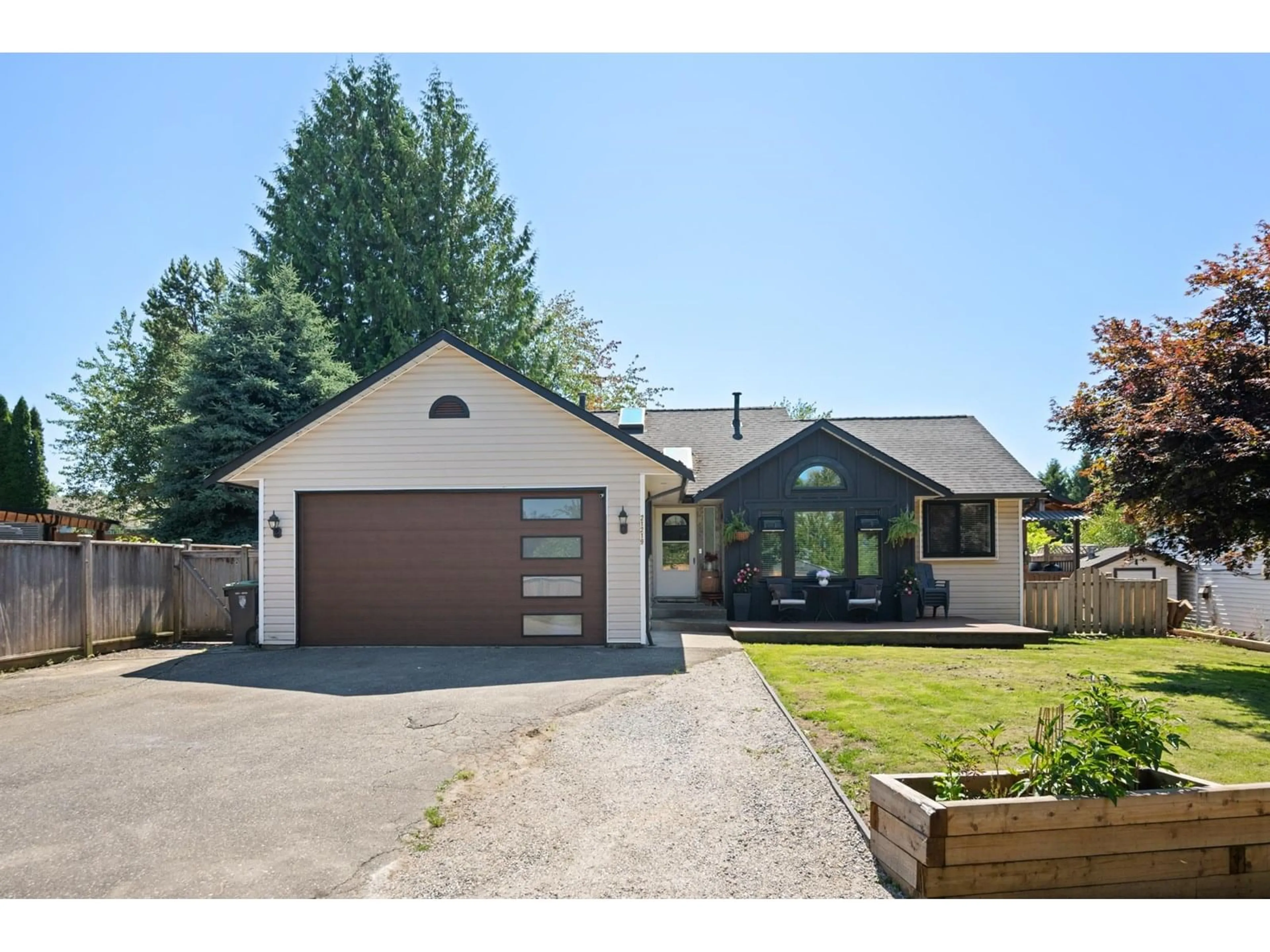 Unknown for 21219 89B, Langley British Columbia V1M1Z4