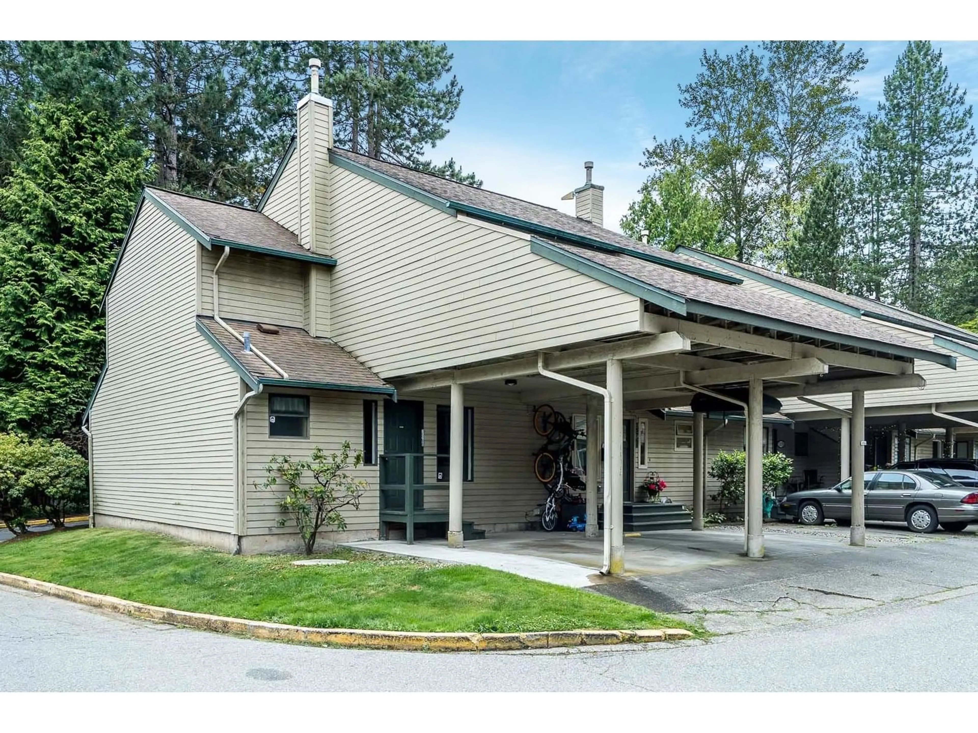 Unknown for 15766 MCBETH, Surrey British Columbia V4A5X3