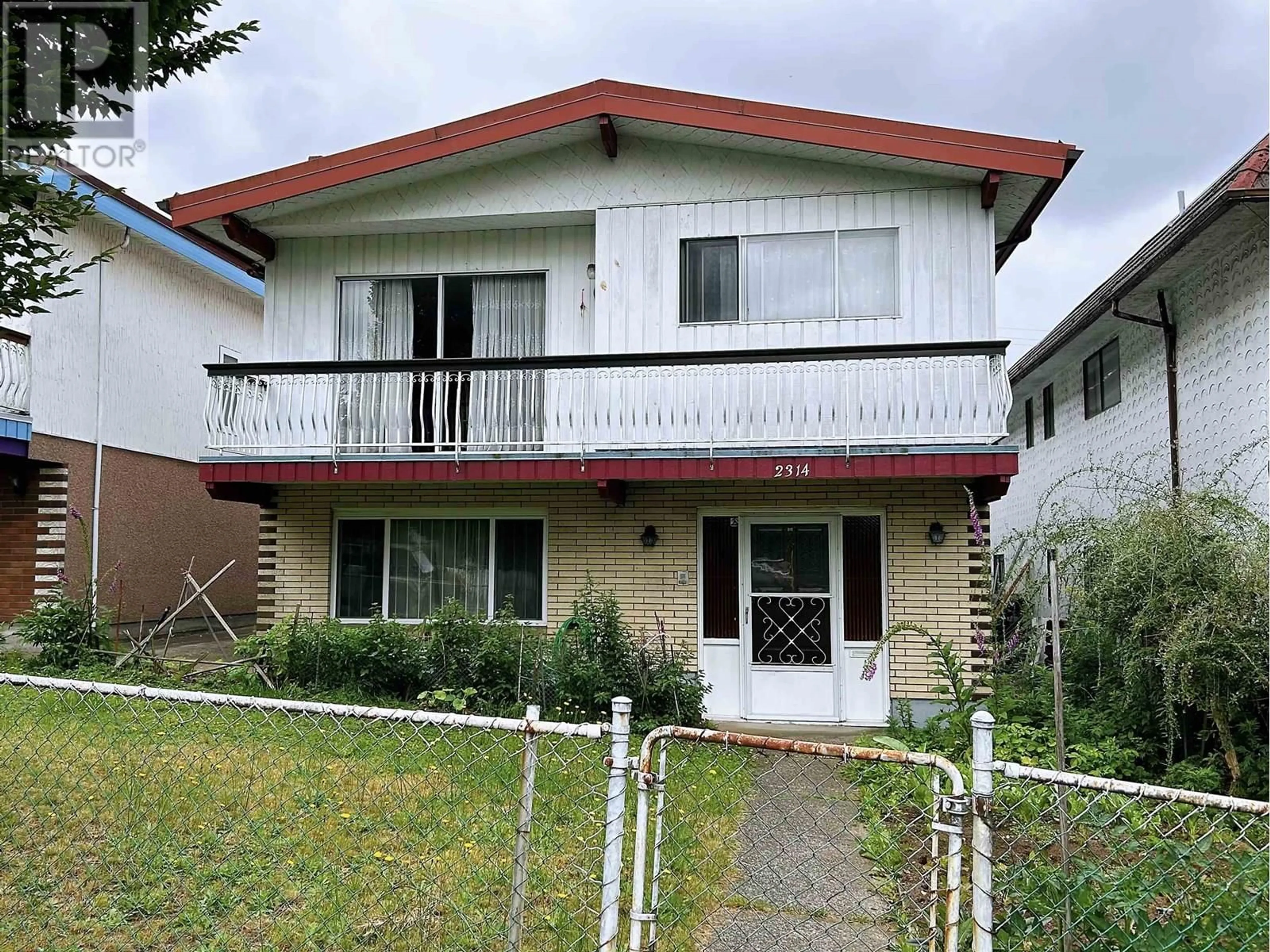 Home with vinyl exterior material, unknown for 2314 1ST AVENUE, Vancouver British Columbia V5N1C3