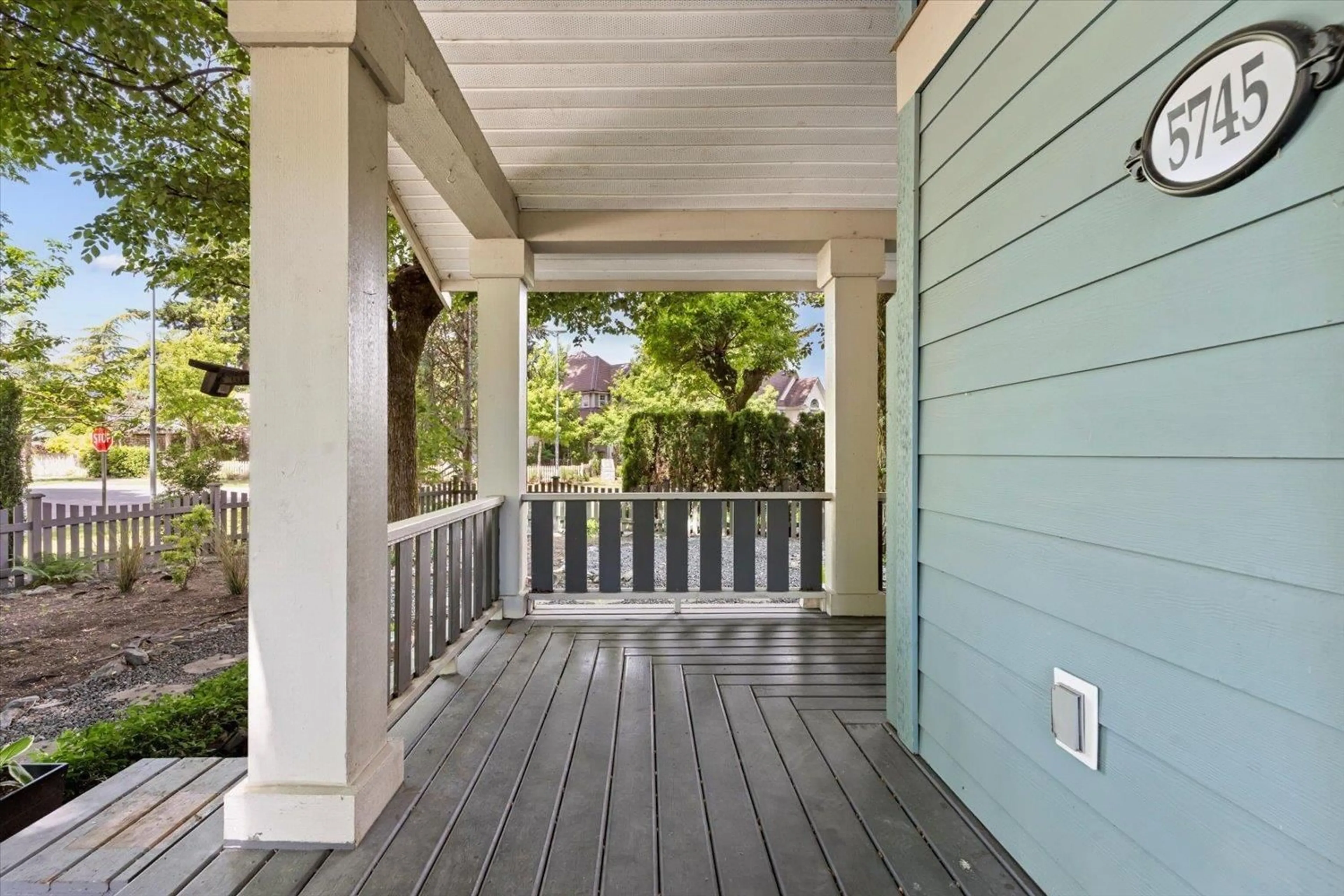 Patio, street for 5745 CHEAMVIEW CRESCENT, Chilliwack British Columbia V2R0A1