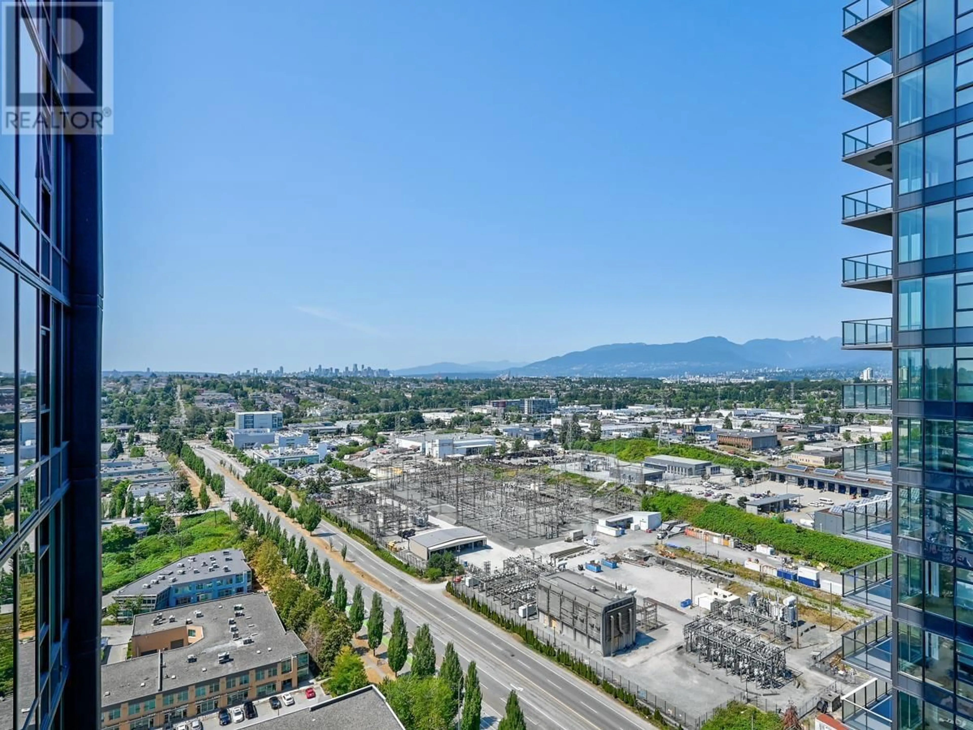 A pic from outside/outdoor area/front of a property/back of a property/a pic from drone, mountain view for 2406 - 2186 GILMORE AVENUE, Burnaby British Columbia V5C0N7