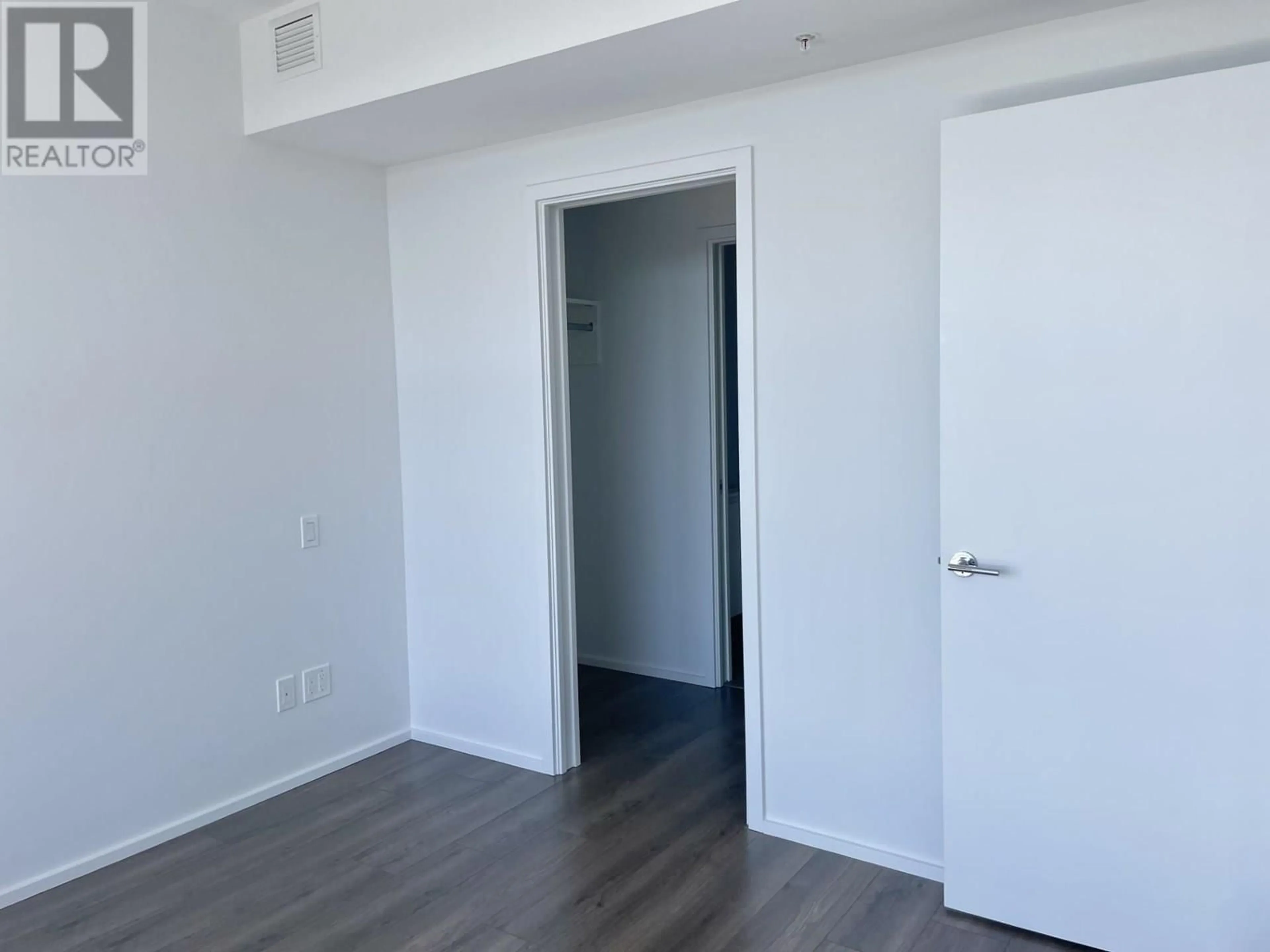 A pic of a room for 4102 - 3809 EVERGREEN PLACE, Burnaby British Columbia V3J0M1