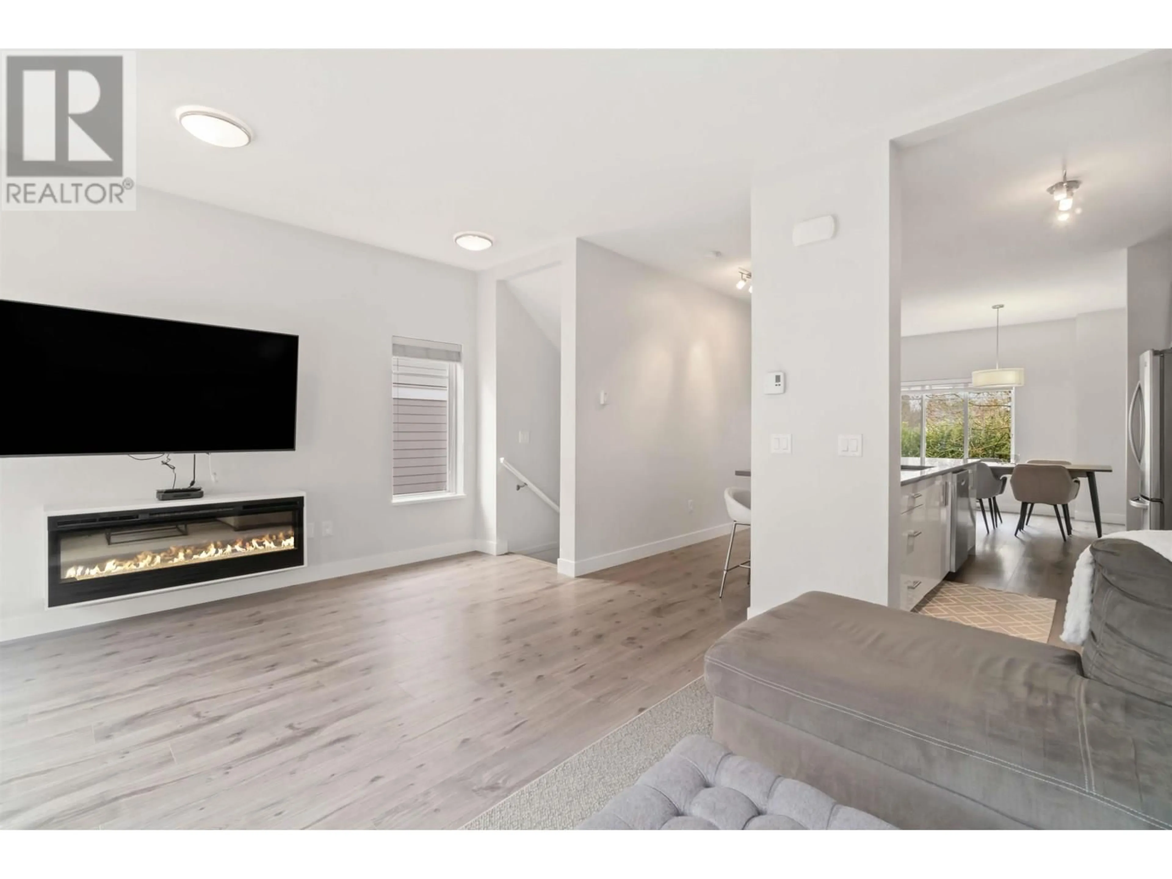 A pic of a room for 8 - 1219 BURKE MOUNTAIN STREET, Coquitlam British Columbia V3B3H6