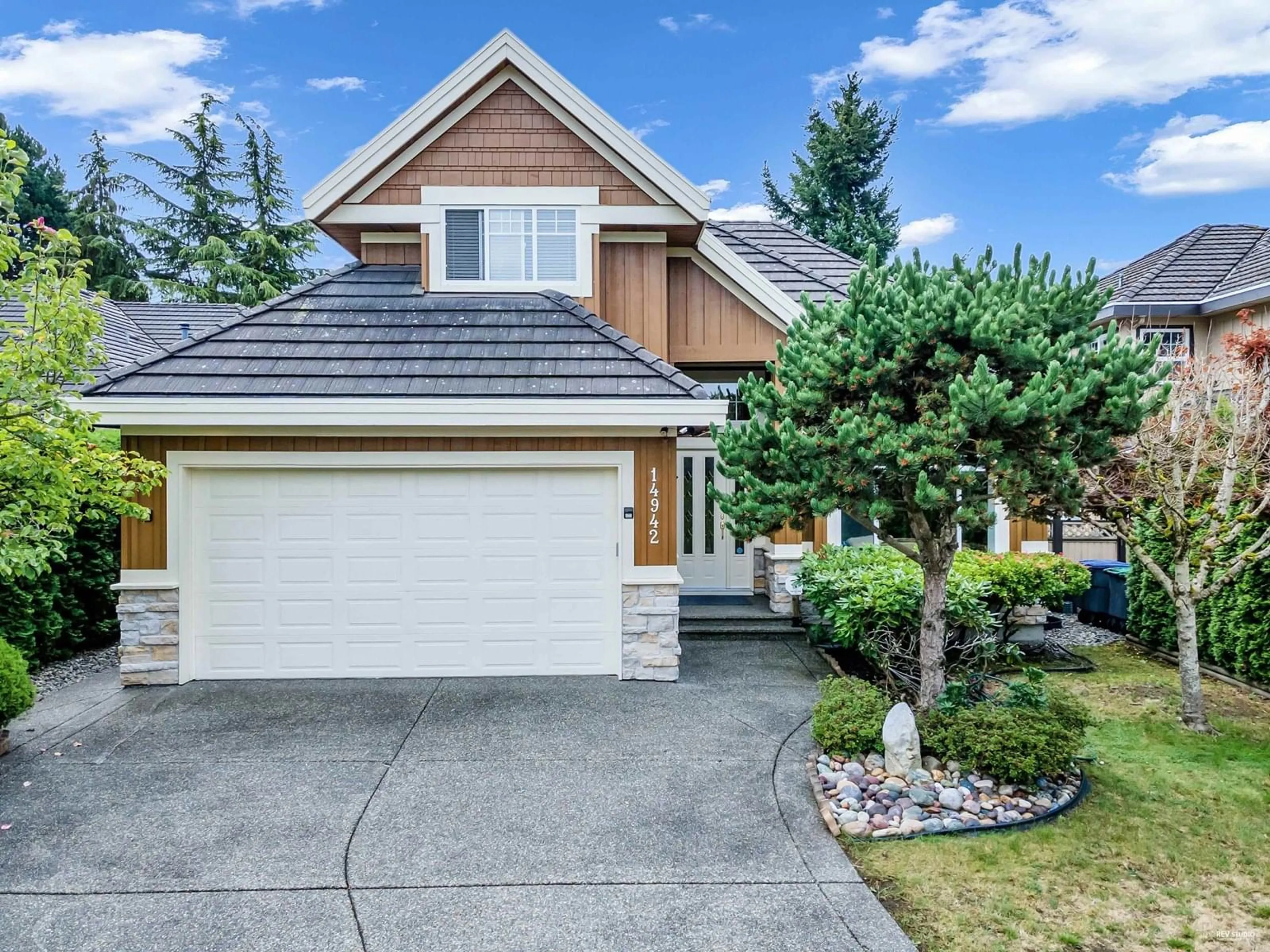 Home with vinyl exterior material, street for 14942 22A, Surrey British Columbia V4A9J2