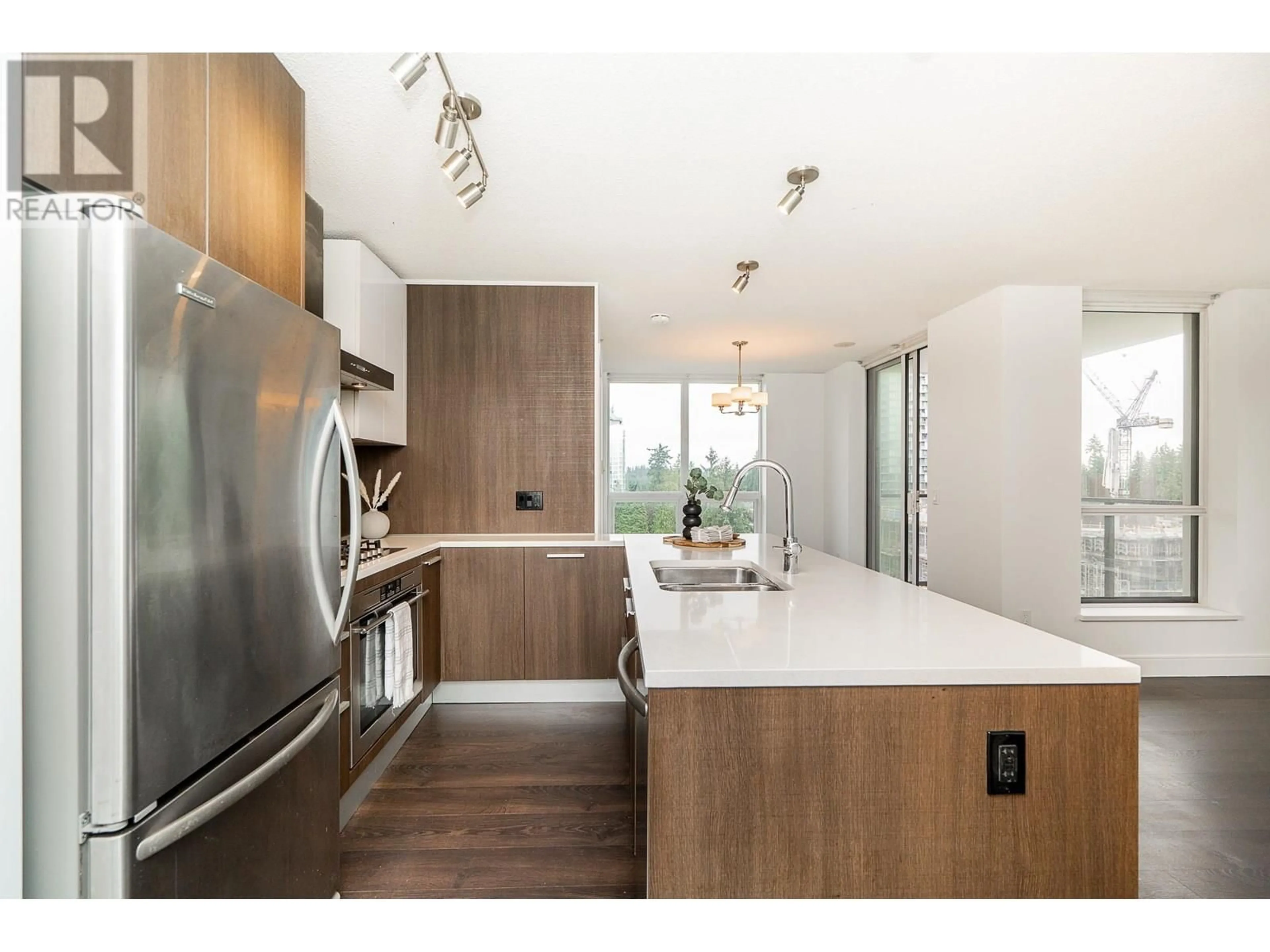 Open concept kitchen, unknown for 1105 - 3007 GLEN DRIVE, Coquitlam British Columbia V3B0L8