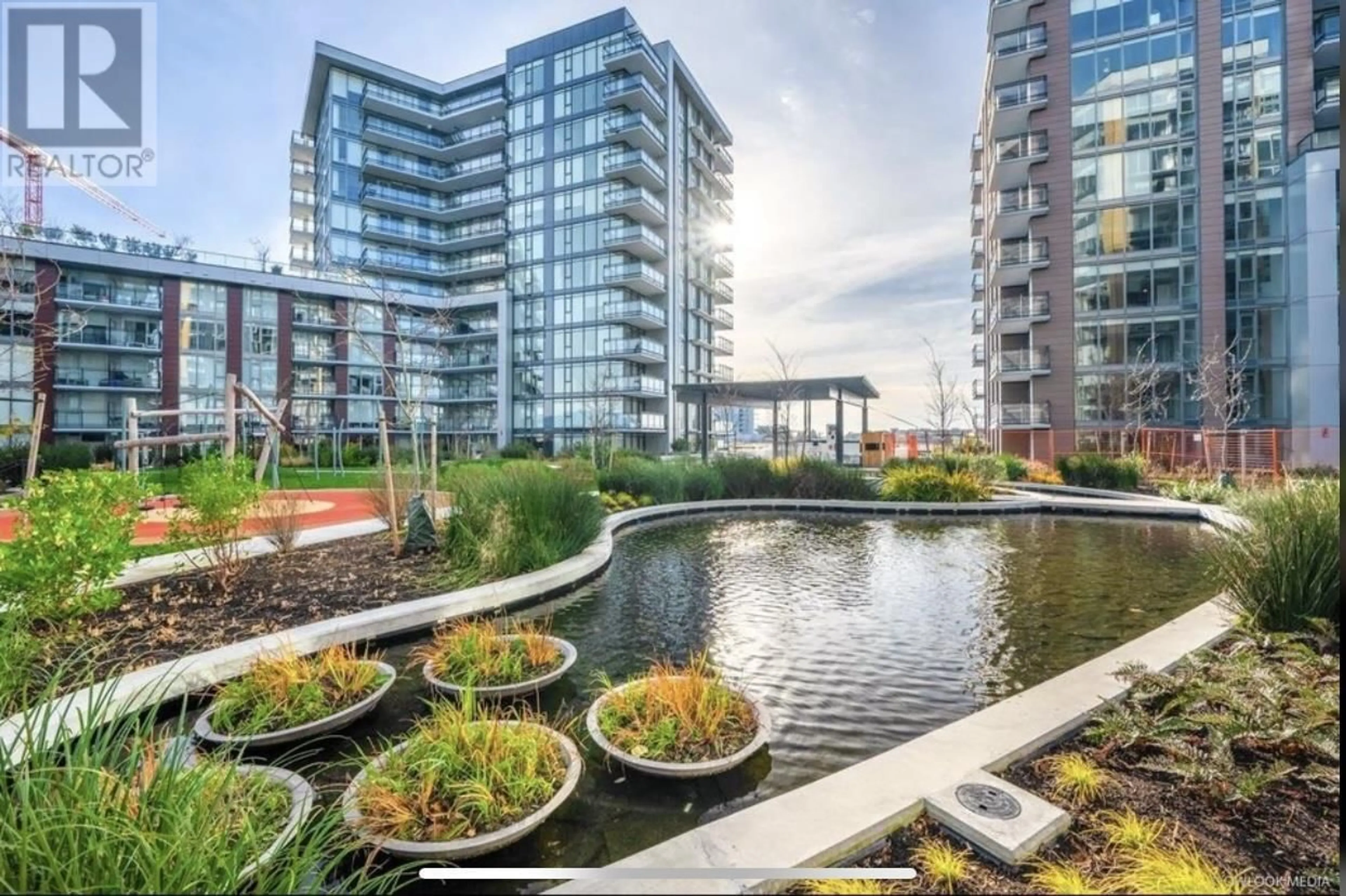 Patio, unknown for 905 - 3331 NO. 3 ROAD, Richmond British Columbia V6X2B6