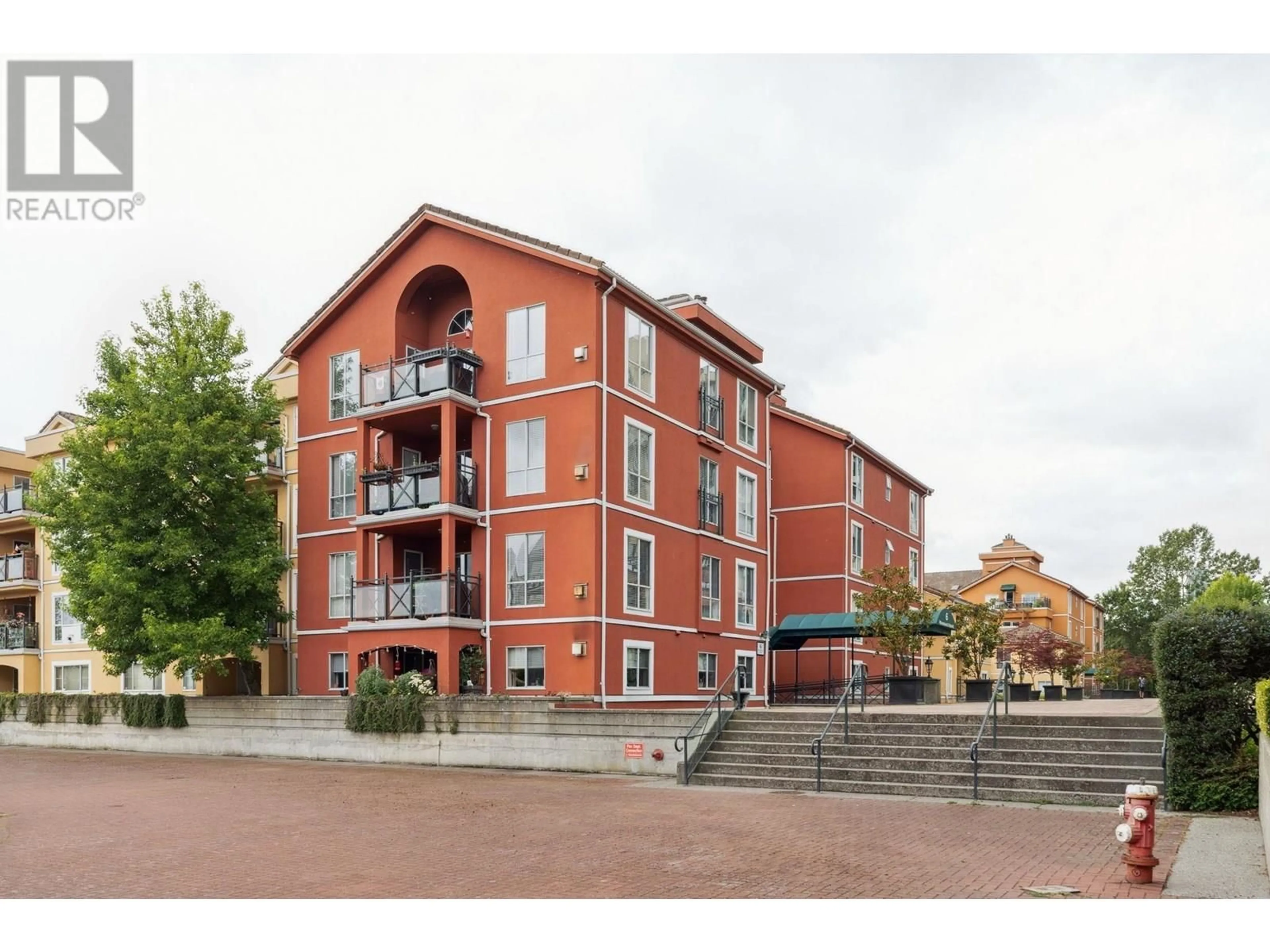 Balcony in the apartment, building for 104 - 6 RENAISSANCE SQUARE, New Westminster British Columbia V3M6N8