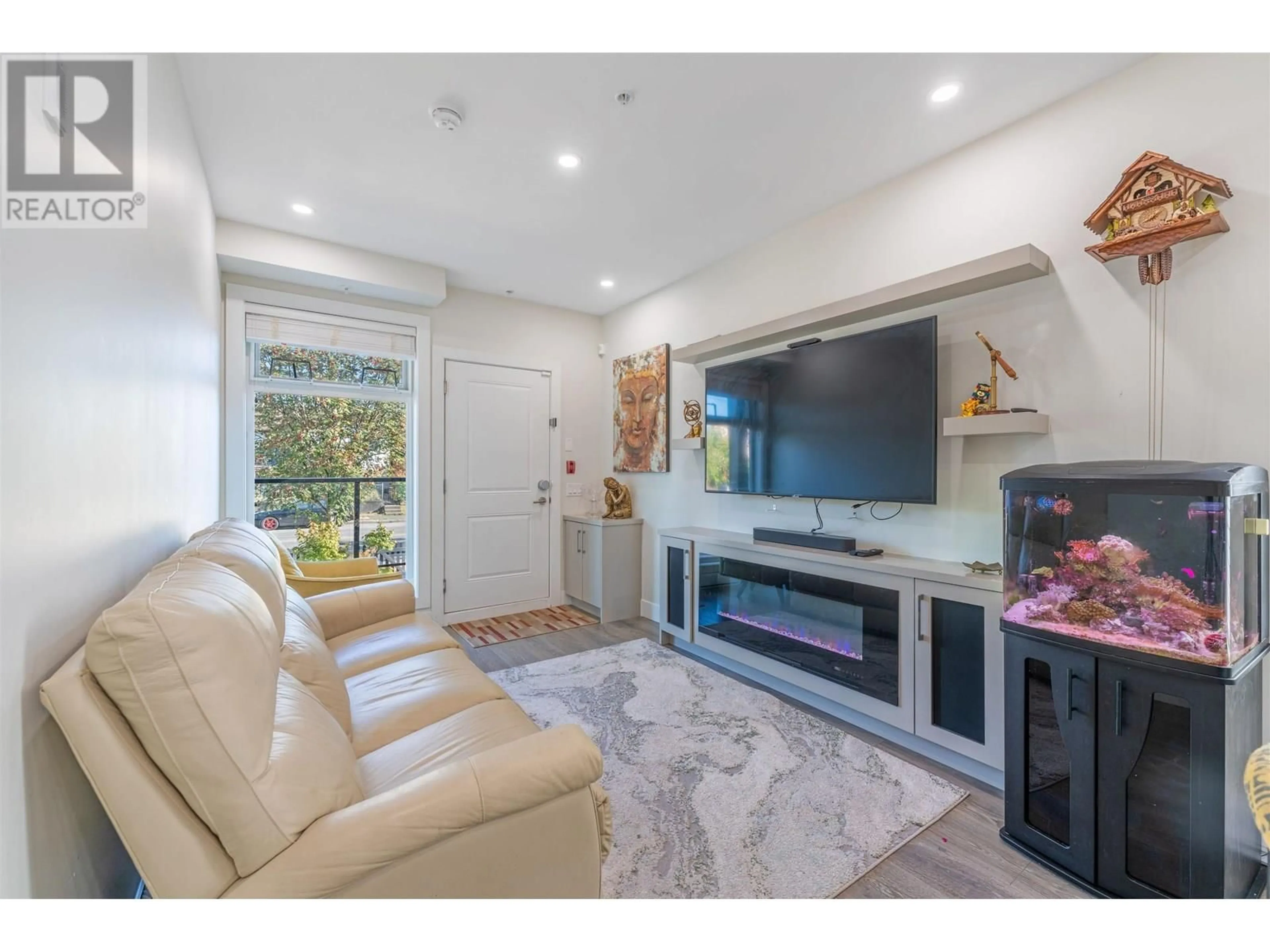 Living room with furniture, unknown for 5069 EARLES STREET, Vancouver British Columbia V5R3R8