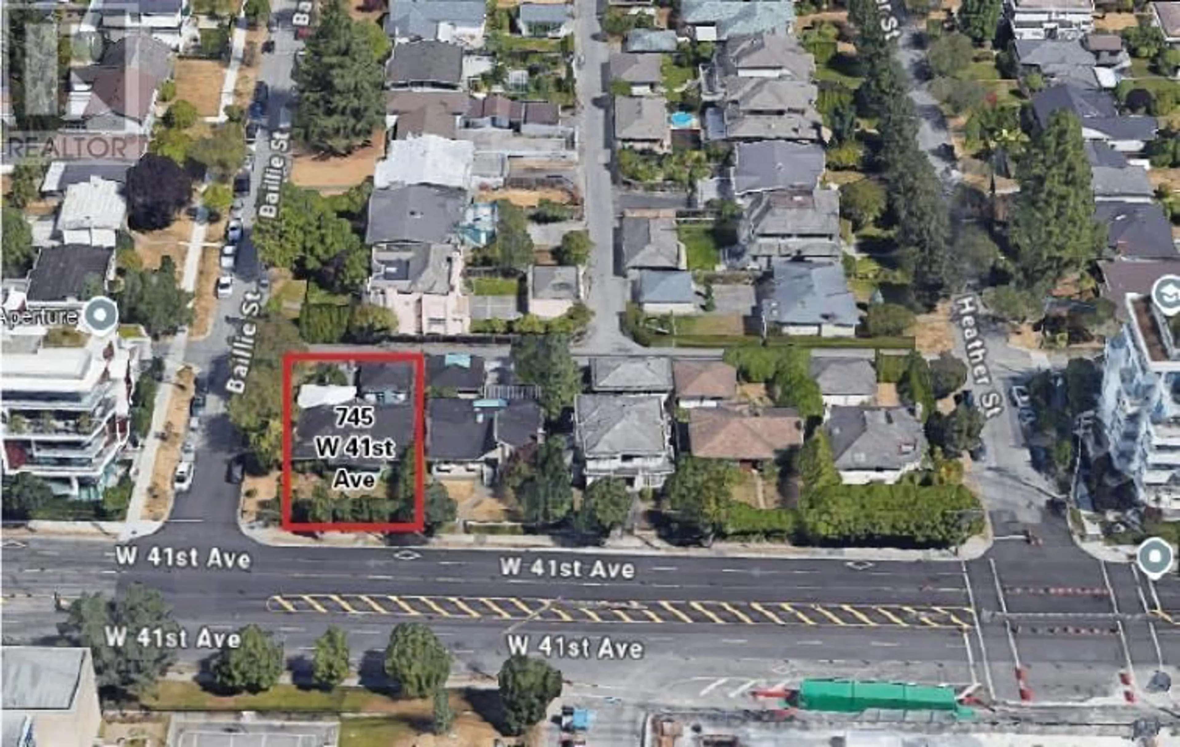 A pic from outside/outdoor area/front of a property/back of a property/a pic from drone, street for 745 41ST AVENUE, Vancouver British Columbia V5Z2N2